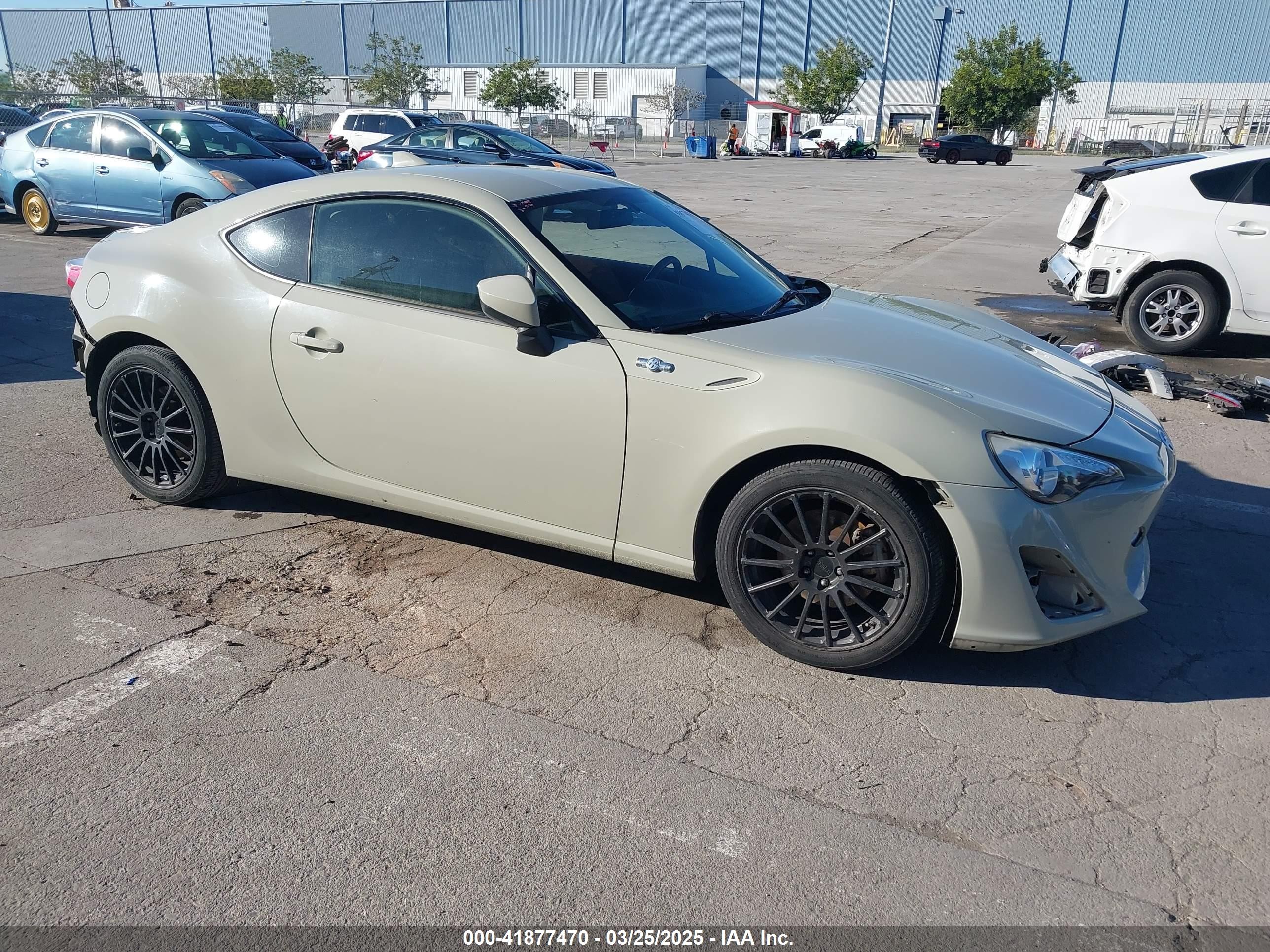 2016 Scion FR-S, VIN JF1ZNAA1XG9706085 — Rear end