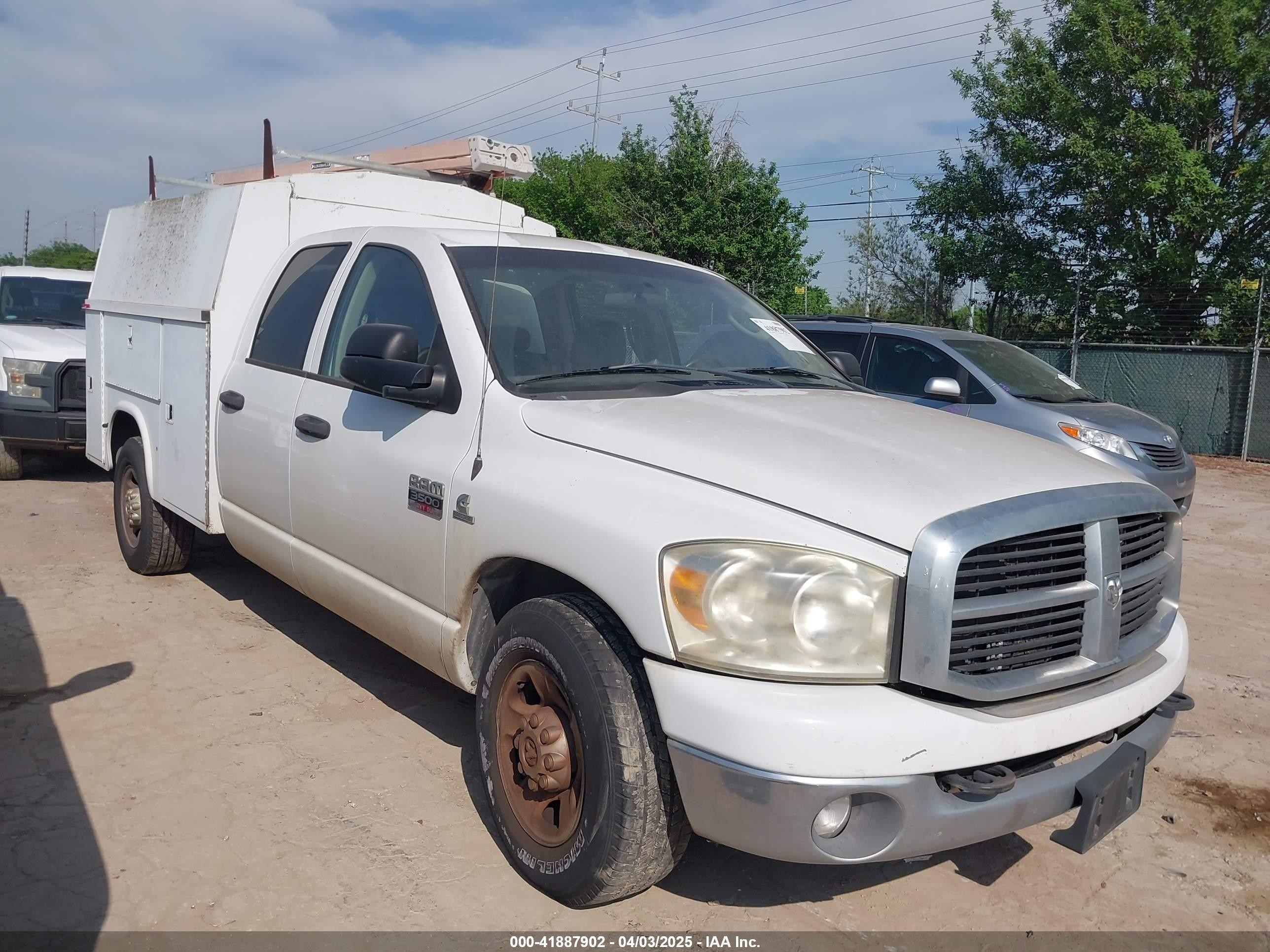 2007 Dodge RAM, VIN 3D6WL38C07G724207 — Бок