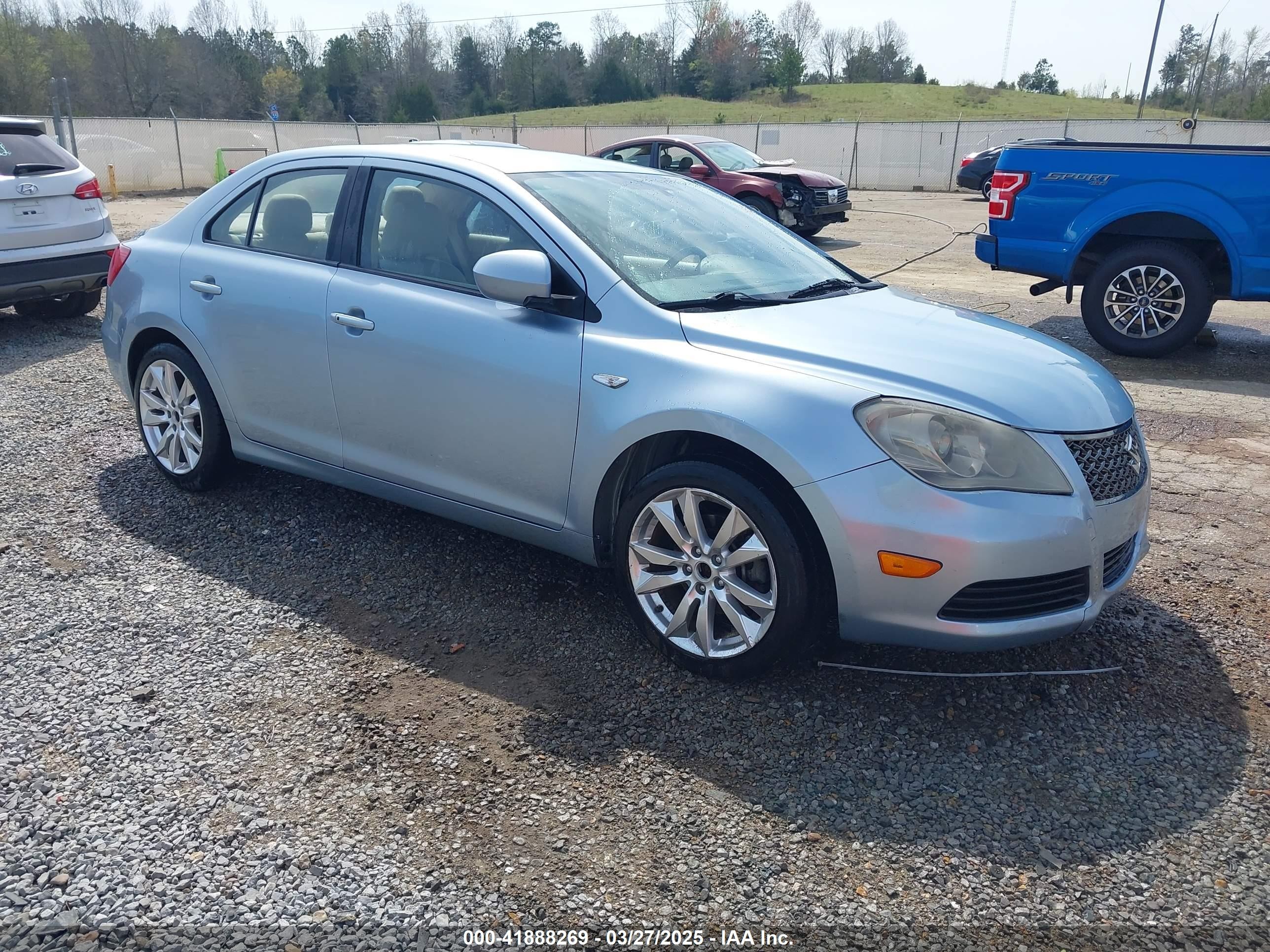 2012 Suzuki Kizashi SE, VIN JS2RE9A38C6101199 — Rear end