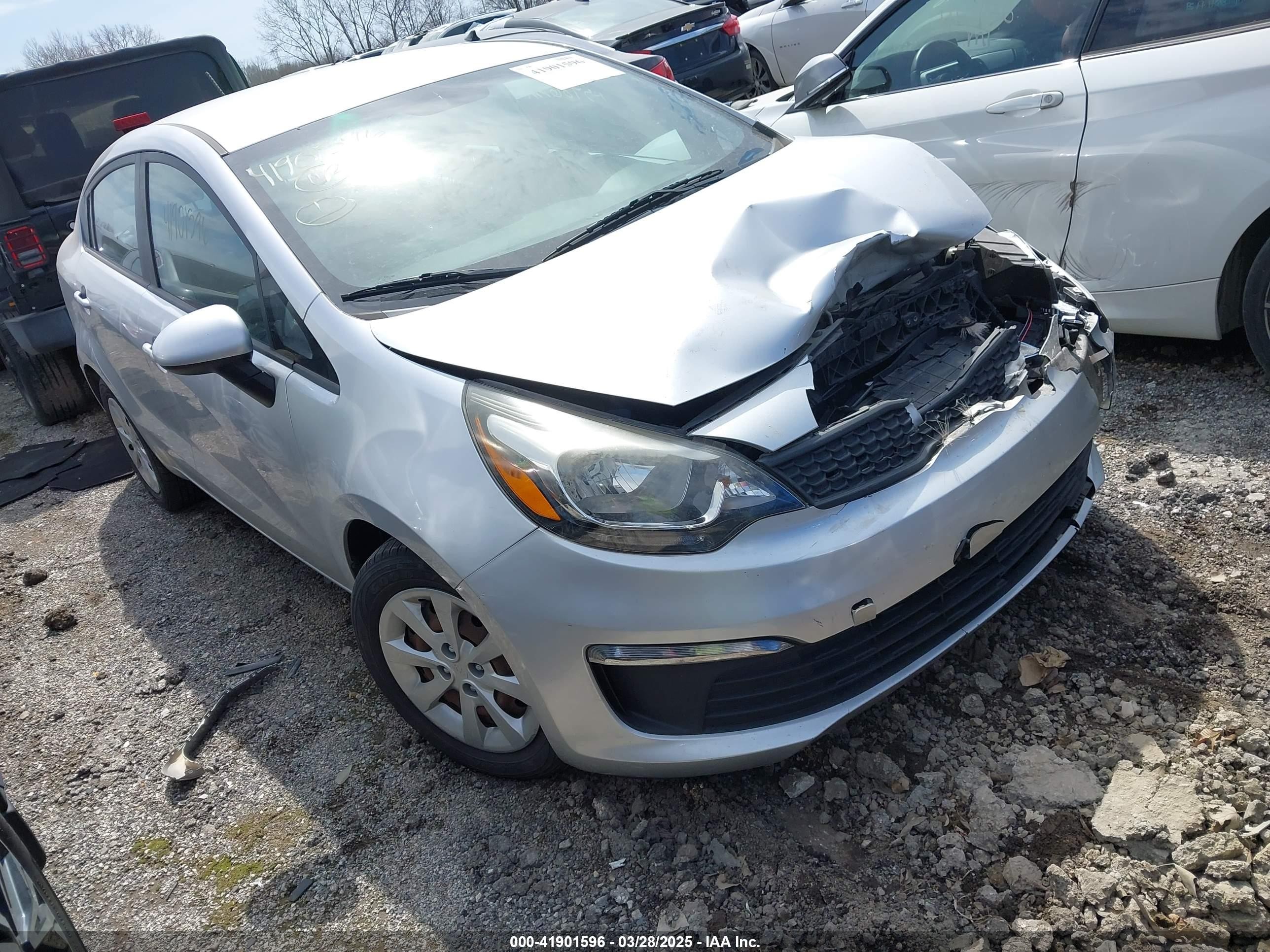 2016 Kia Rio LX, VIN KNADM4A38G6669501 — Front end