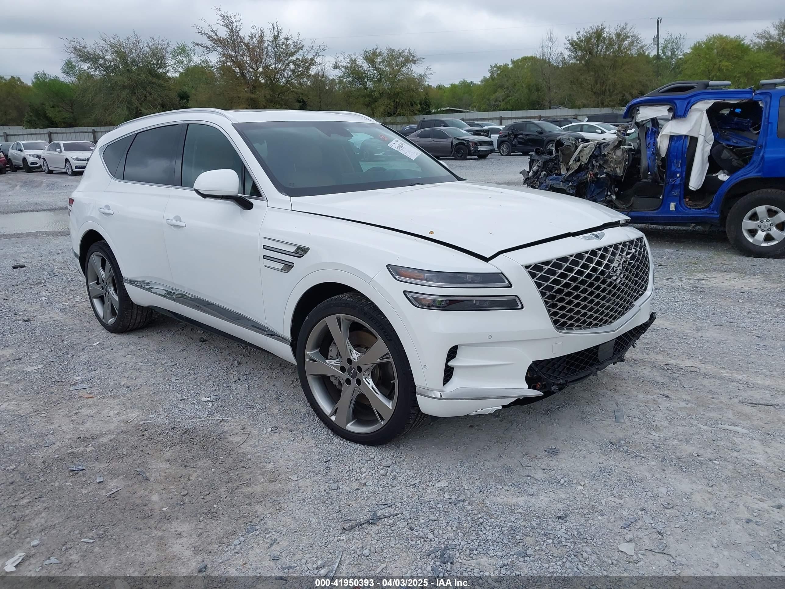 2023 Genesis GV80, VIN KMUHCESC7PU109750 — Front end