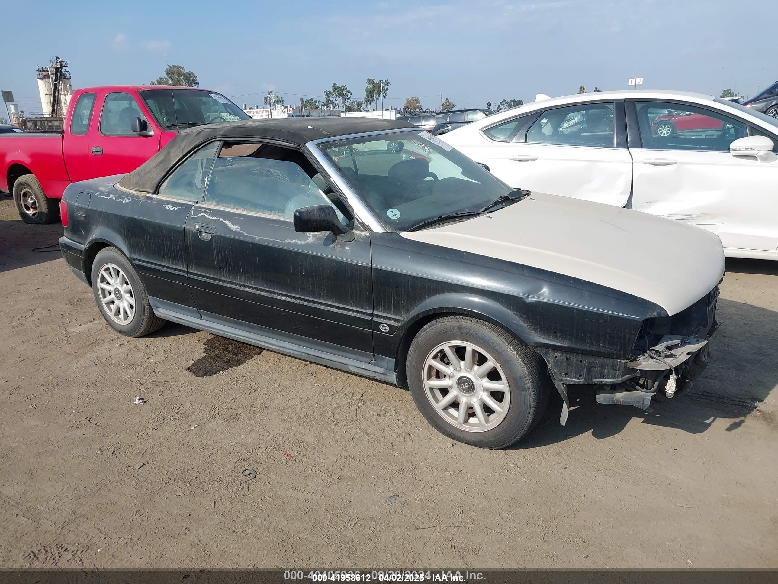 1996 Audi Cabriolet, VIN WAUAA88G9TA008367 — Front end