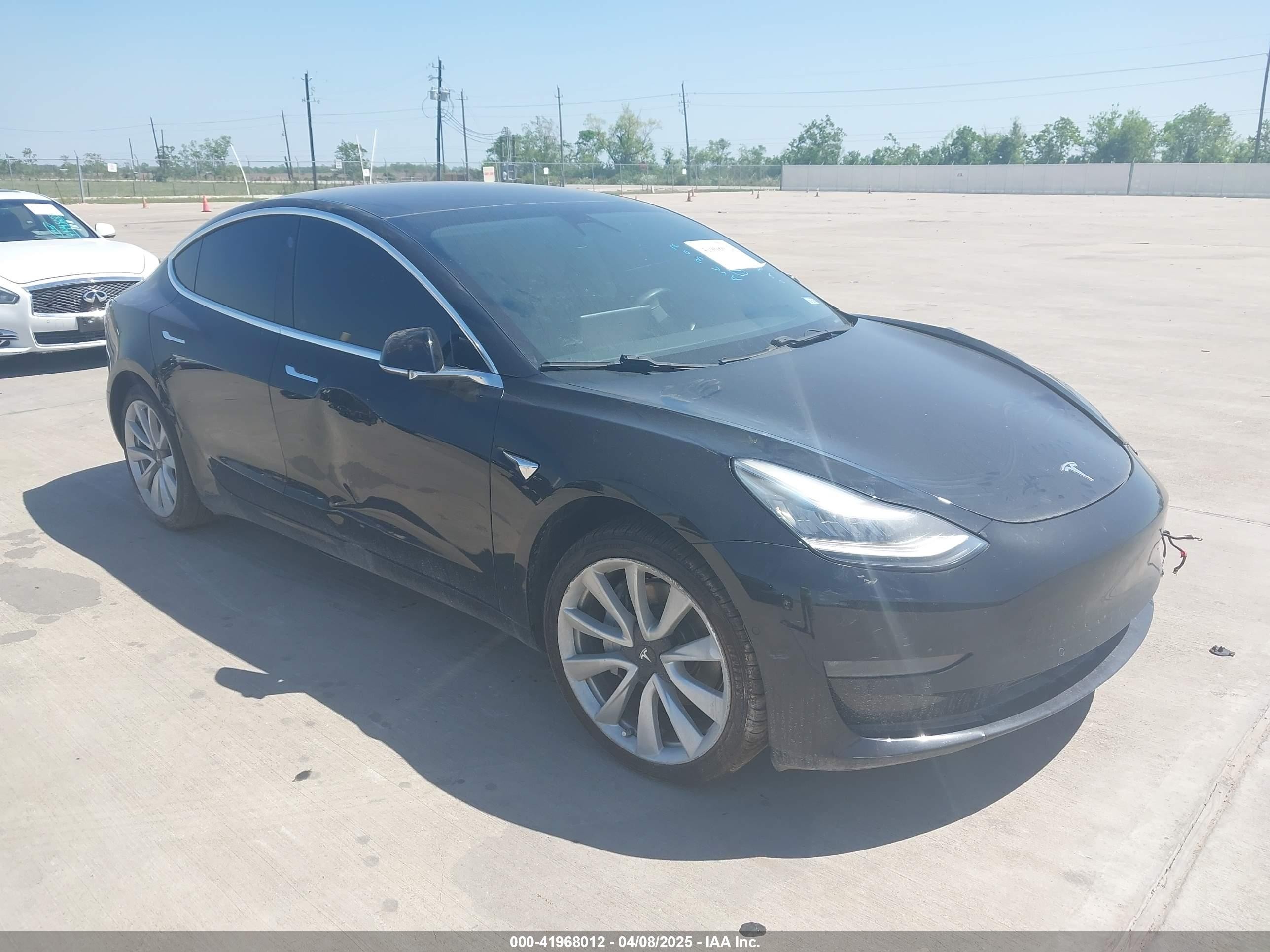 2019 Tesla Model 3 Mid Range, VIN 5YJ3E1EA3KF310976 — Repossession