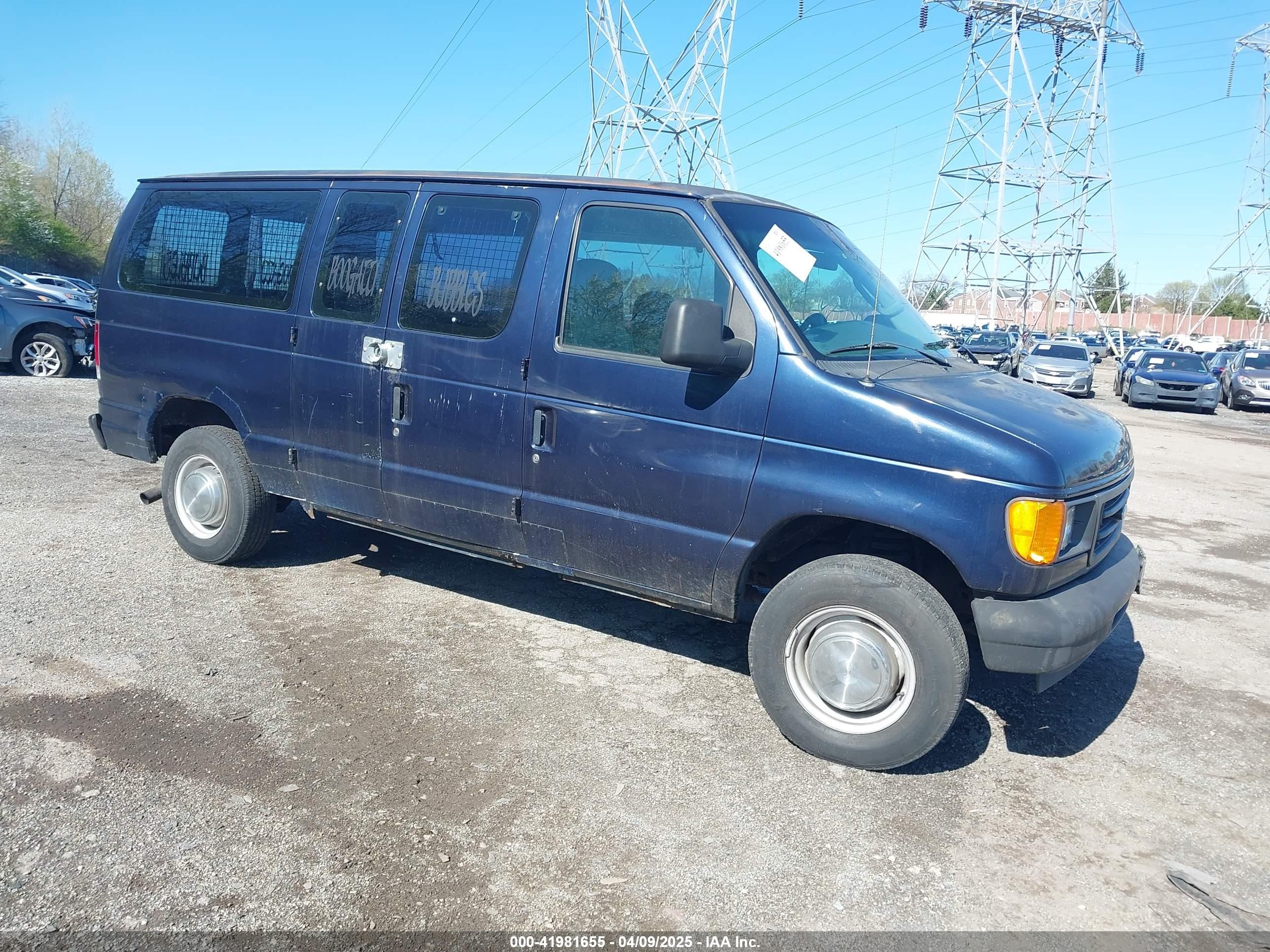 2004 Ford E-350, VIN 1FMNE31L64HA11105 — Механическое