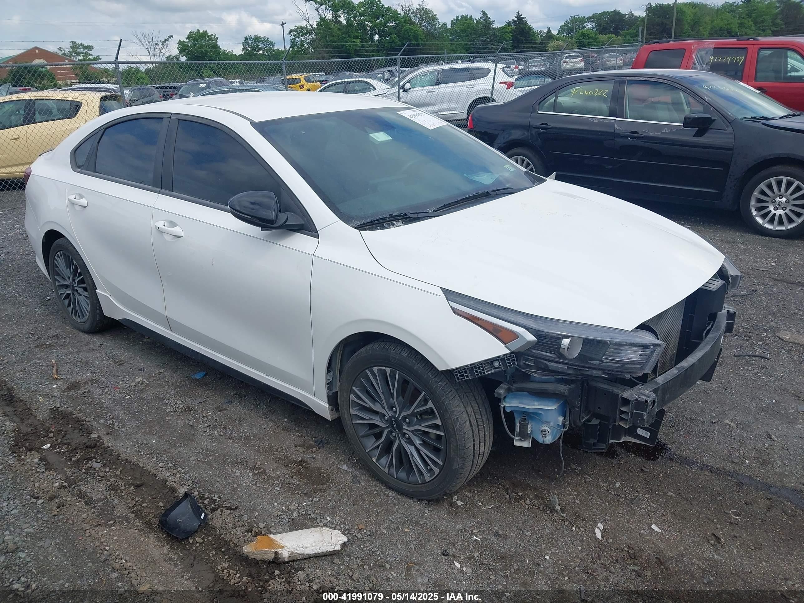 2023 Kia Forte GT-Line, VIN 3KPF54ADXPE621767 — Front end