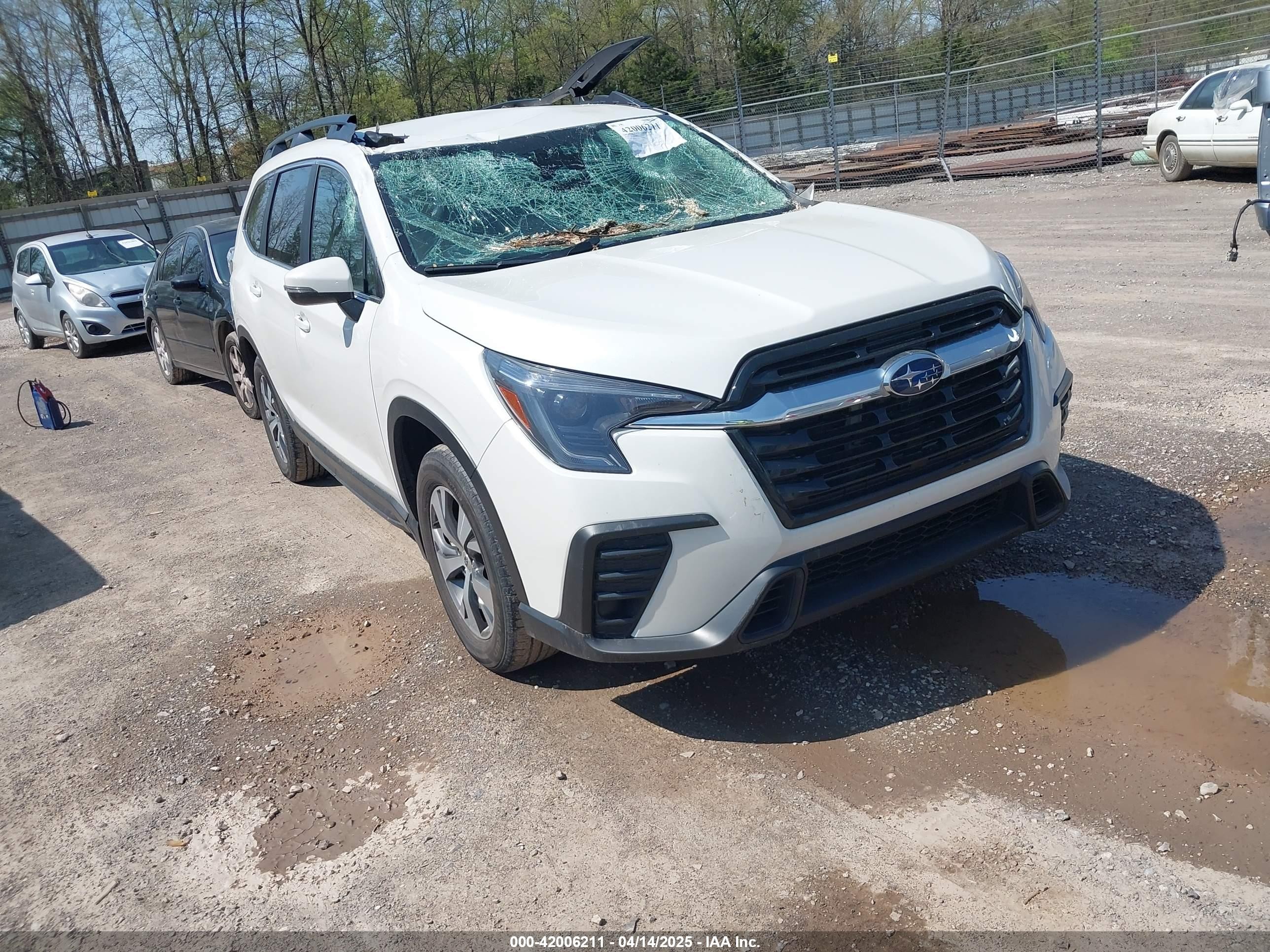 2023 Subaru Ascent Premium, VIN 4S4WMAED2P3412215 — Storm