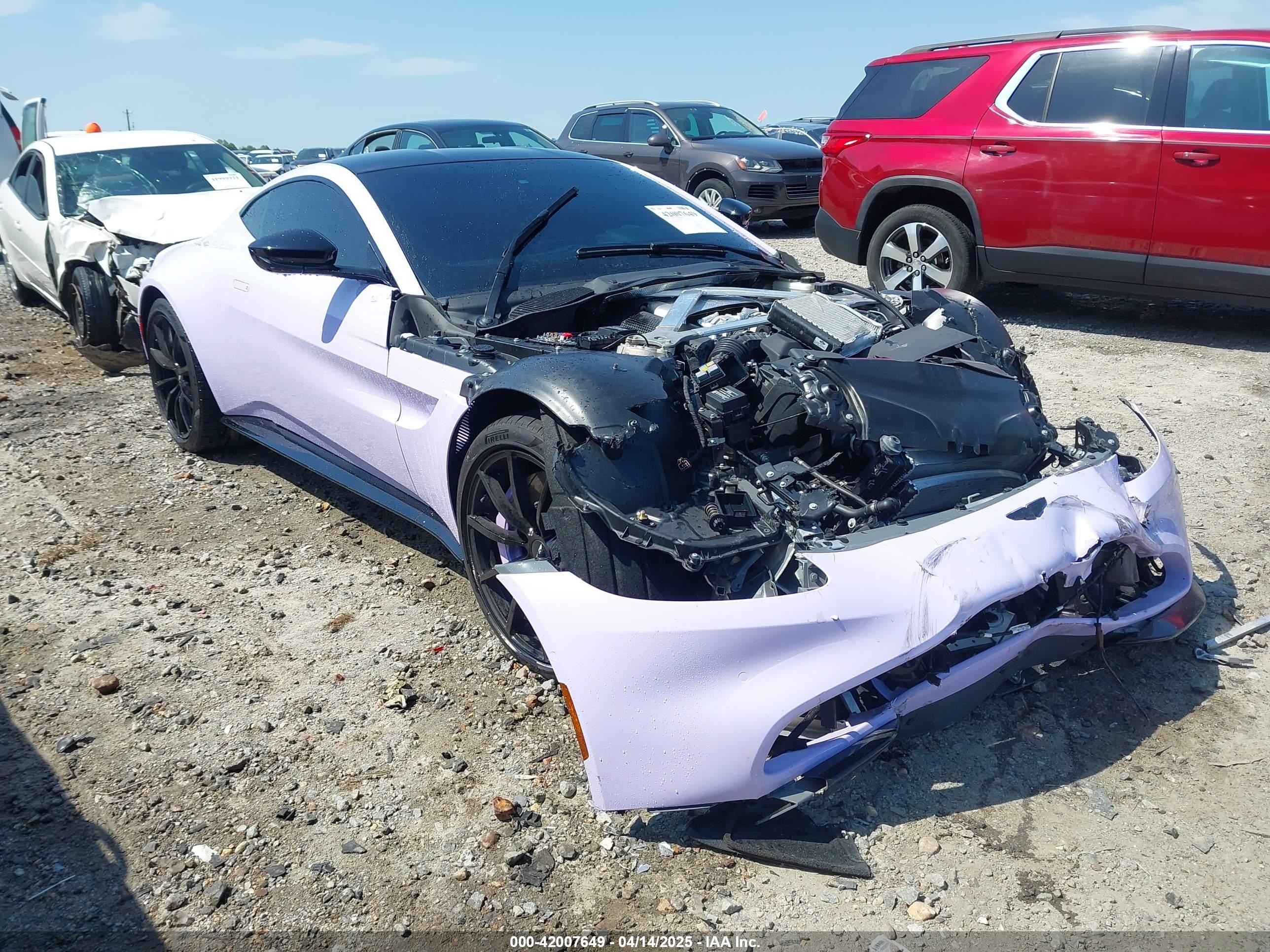 2023 Aston Martin Vantage, VIN SCFSMGAWXPGN08553 — Front end