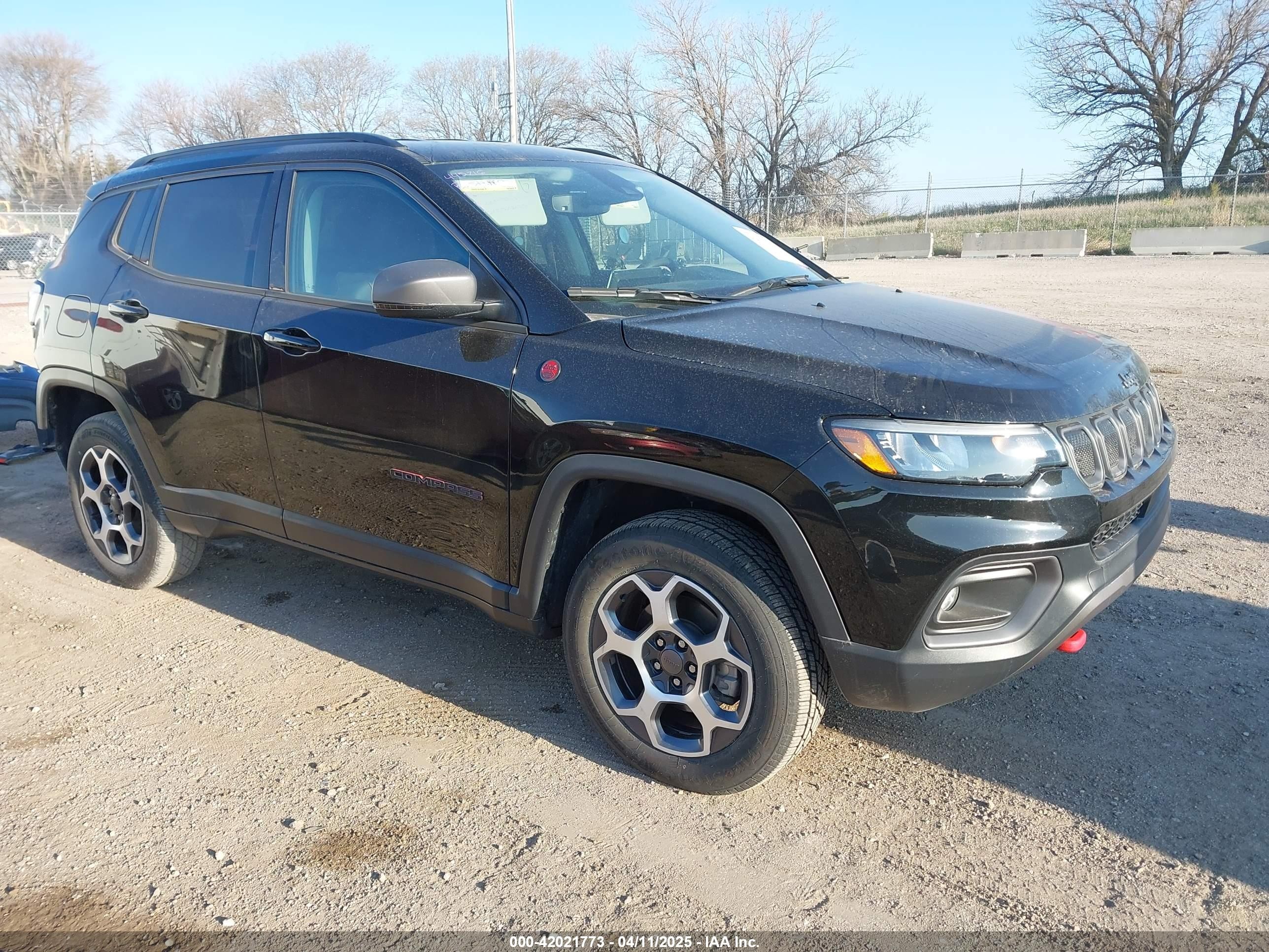 2022 Jeep Compass Trailhawk, VIN 3C4NJDDB1NT133835 — Rear end