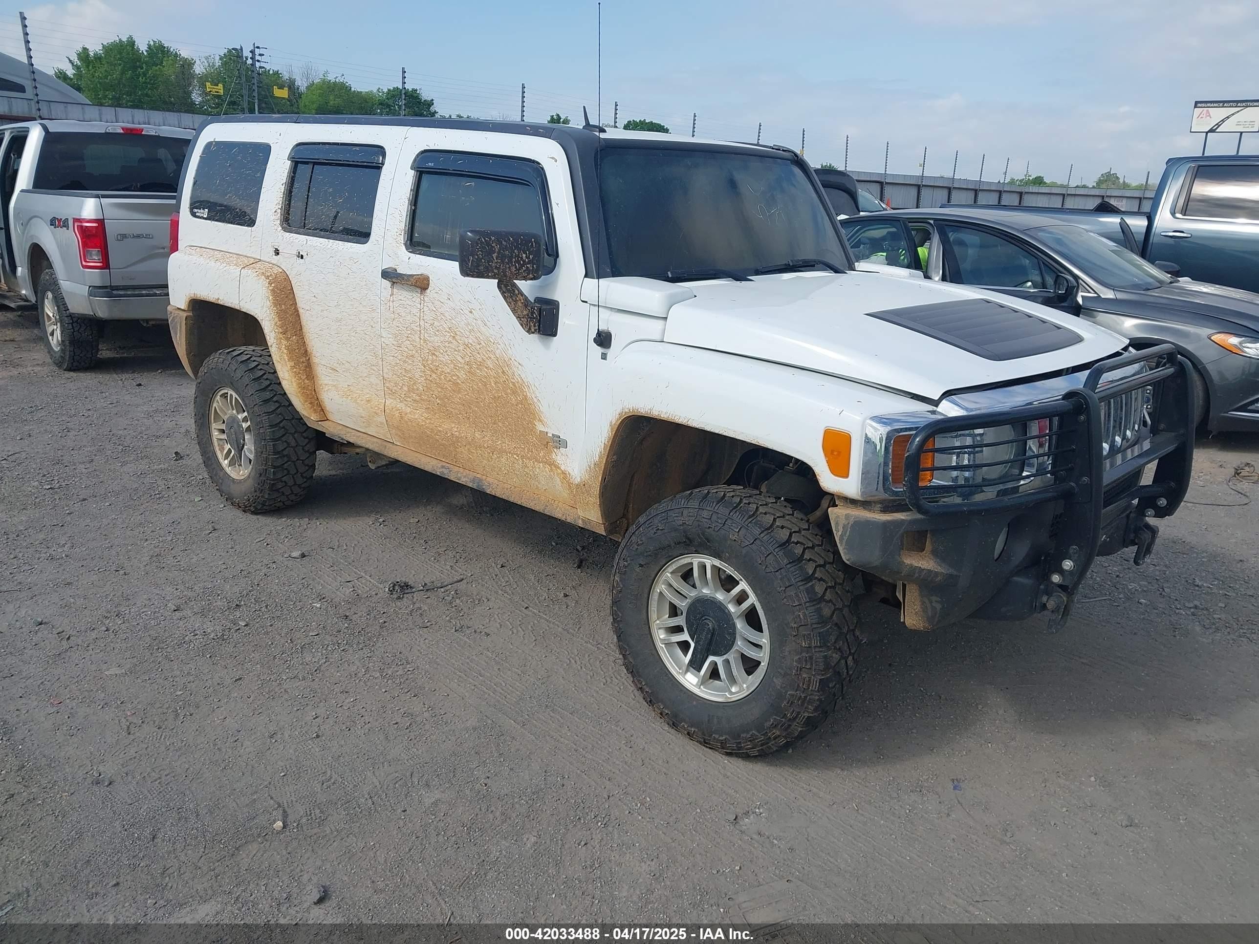 2007 Hummer H3 SUV, VIN 5GTDN13E478104933 — Interior fire