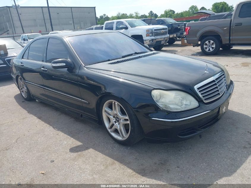 2006 Mercedes-Benz S 500, VIN WDBNG75J06A484636 — Normal wear