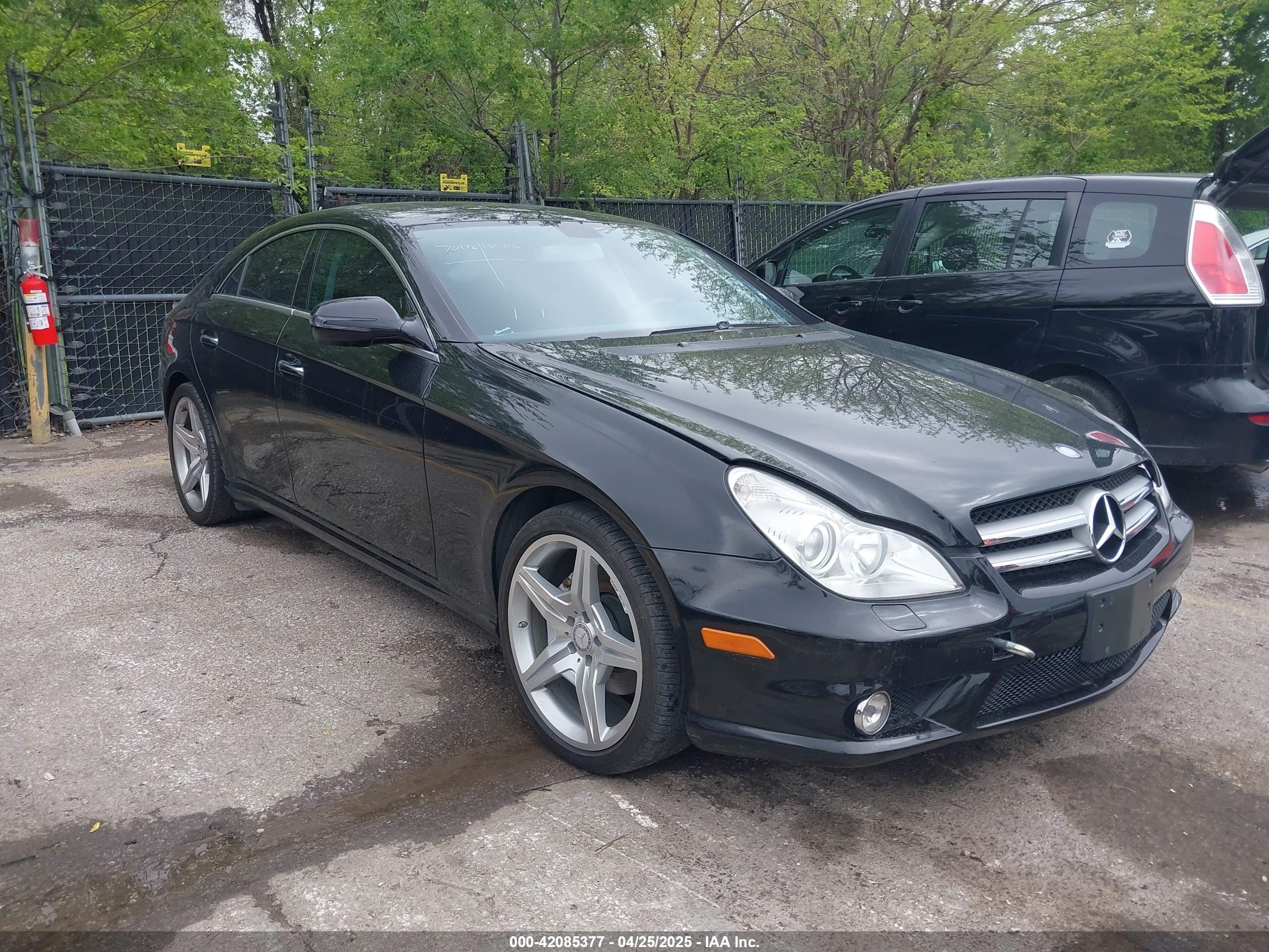 2010 Mercedes-Benz CLS 550, VIN WDDDJ7CB4AA164339 — Front end