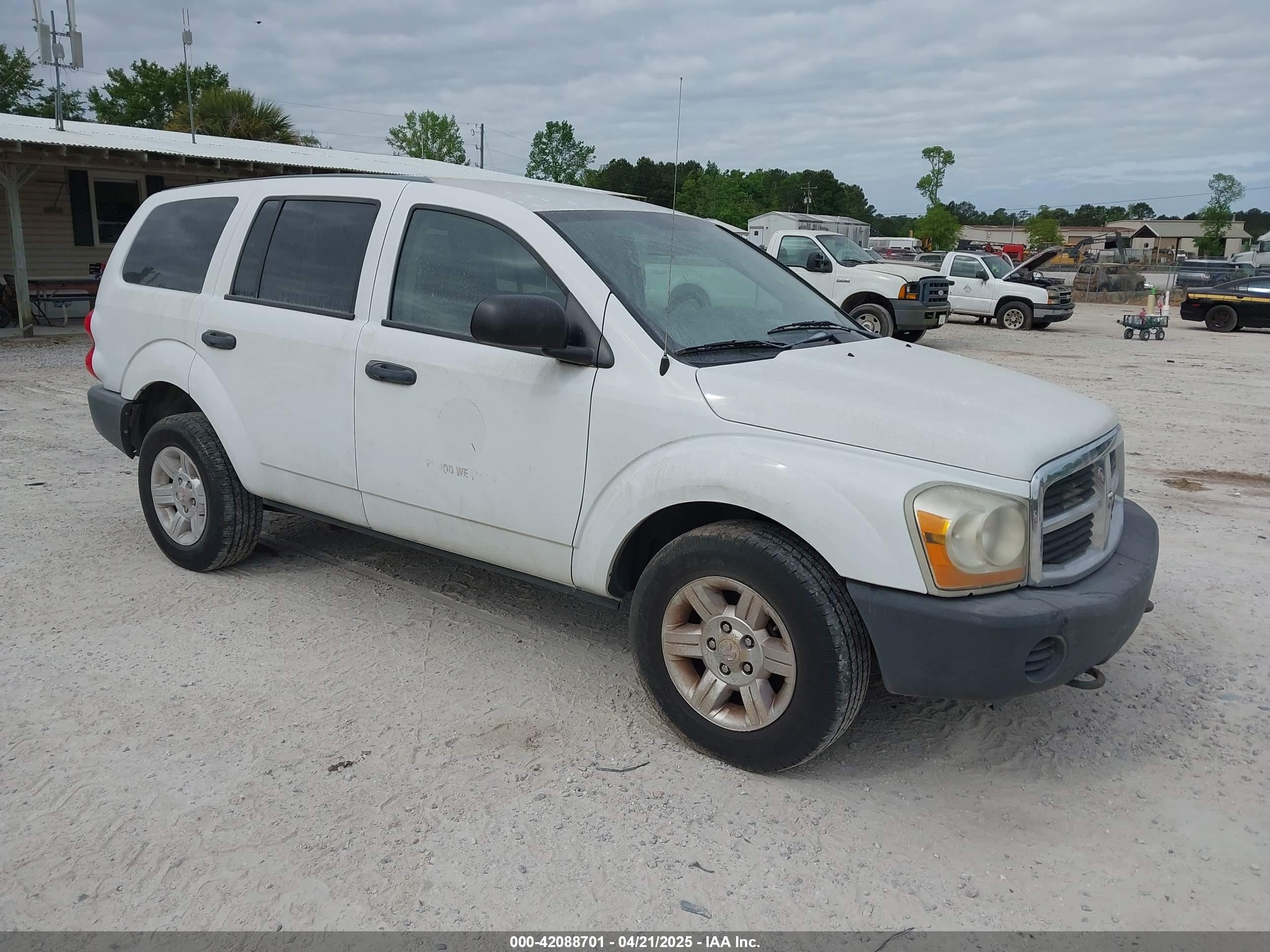 2004 Dodge Durango ST, VIN 1D4HB38N94F162049 — Auction photo