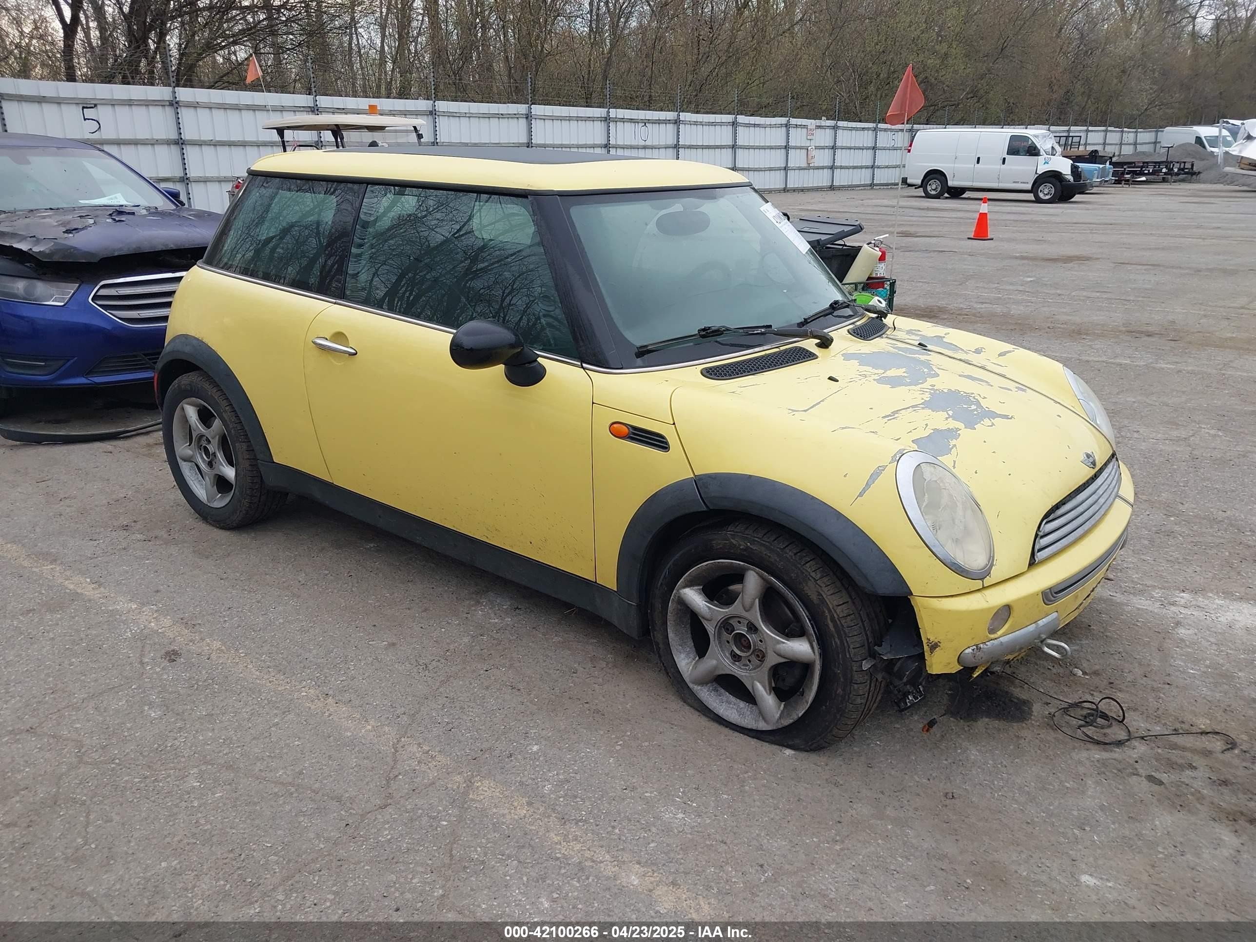 2002 MINI Hardtop, VIN WMWRC33452TC34781 — All over