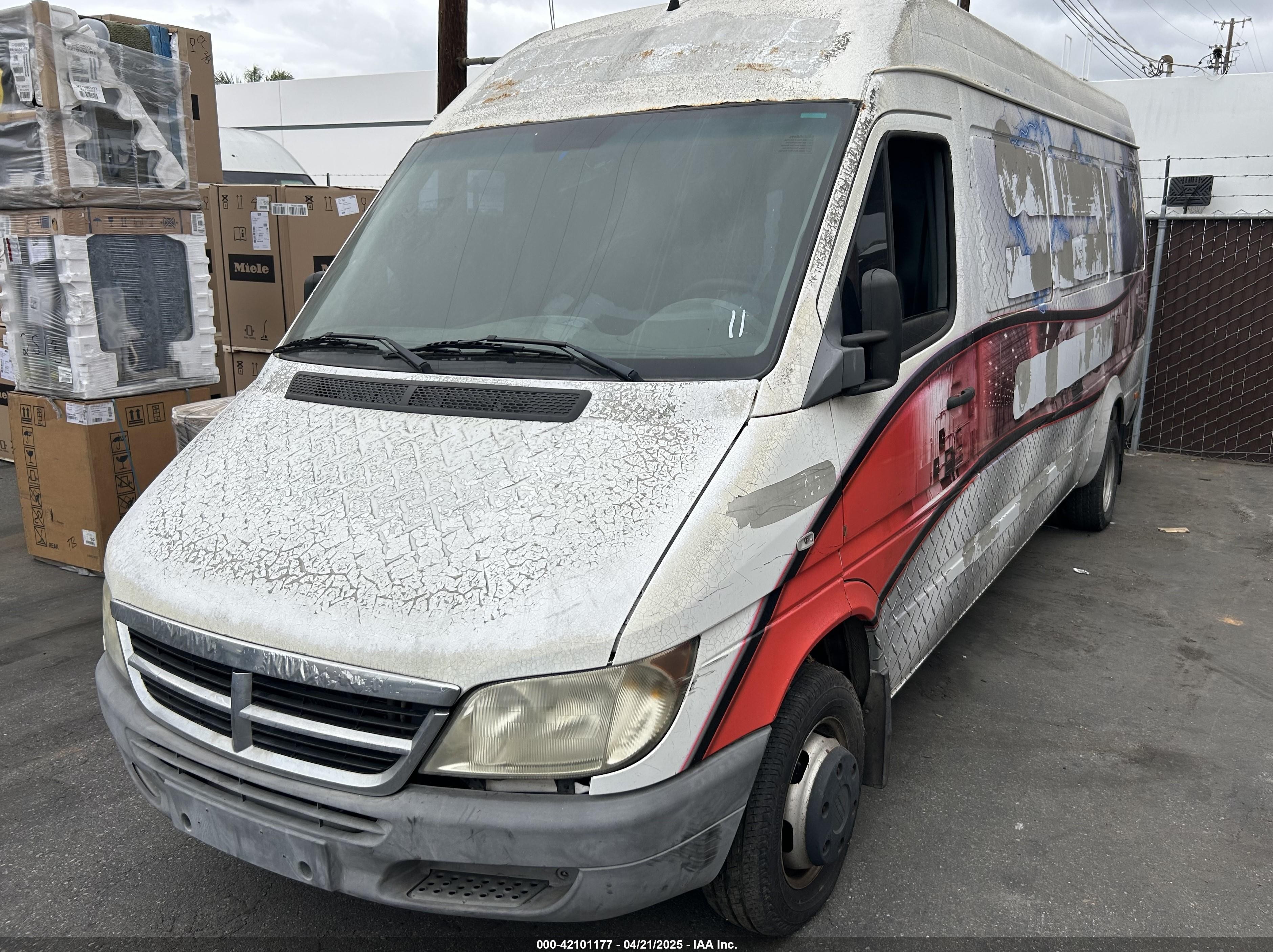2003 Dodge Sprinter, VIN WD2YD542235499454 — По всему кузову