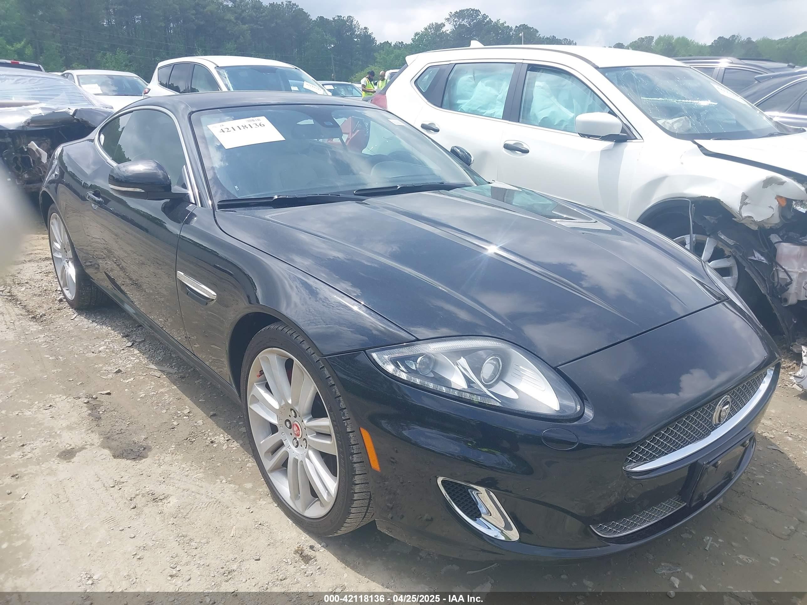 2012 Jaguar XK, VIN SAJWA4FB8CLB47049 — Front end