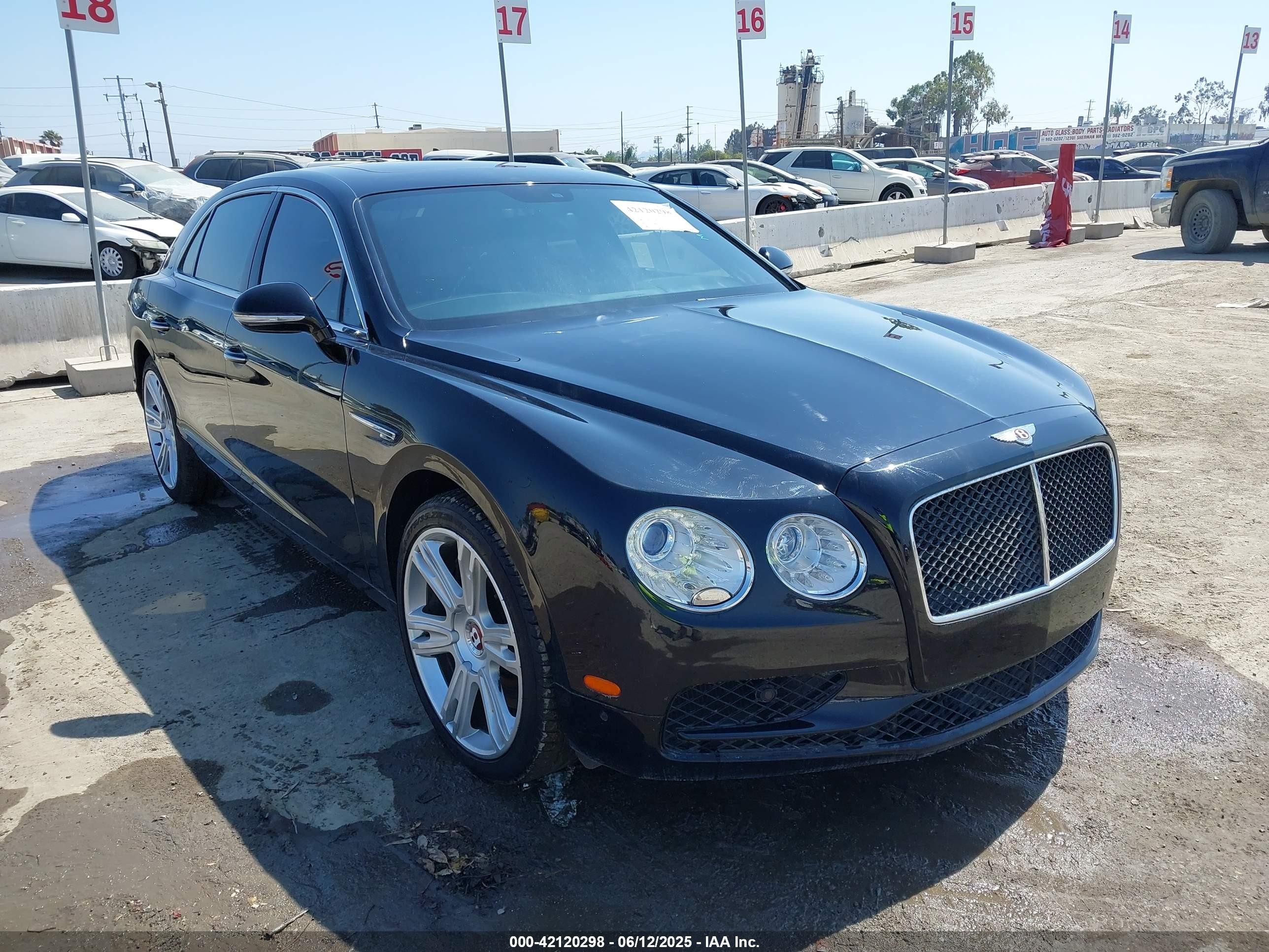2017 Bentley Flying Spur, VIN SCBEH9ZA5HC063140 — Rear end