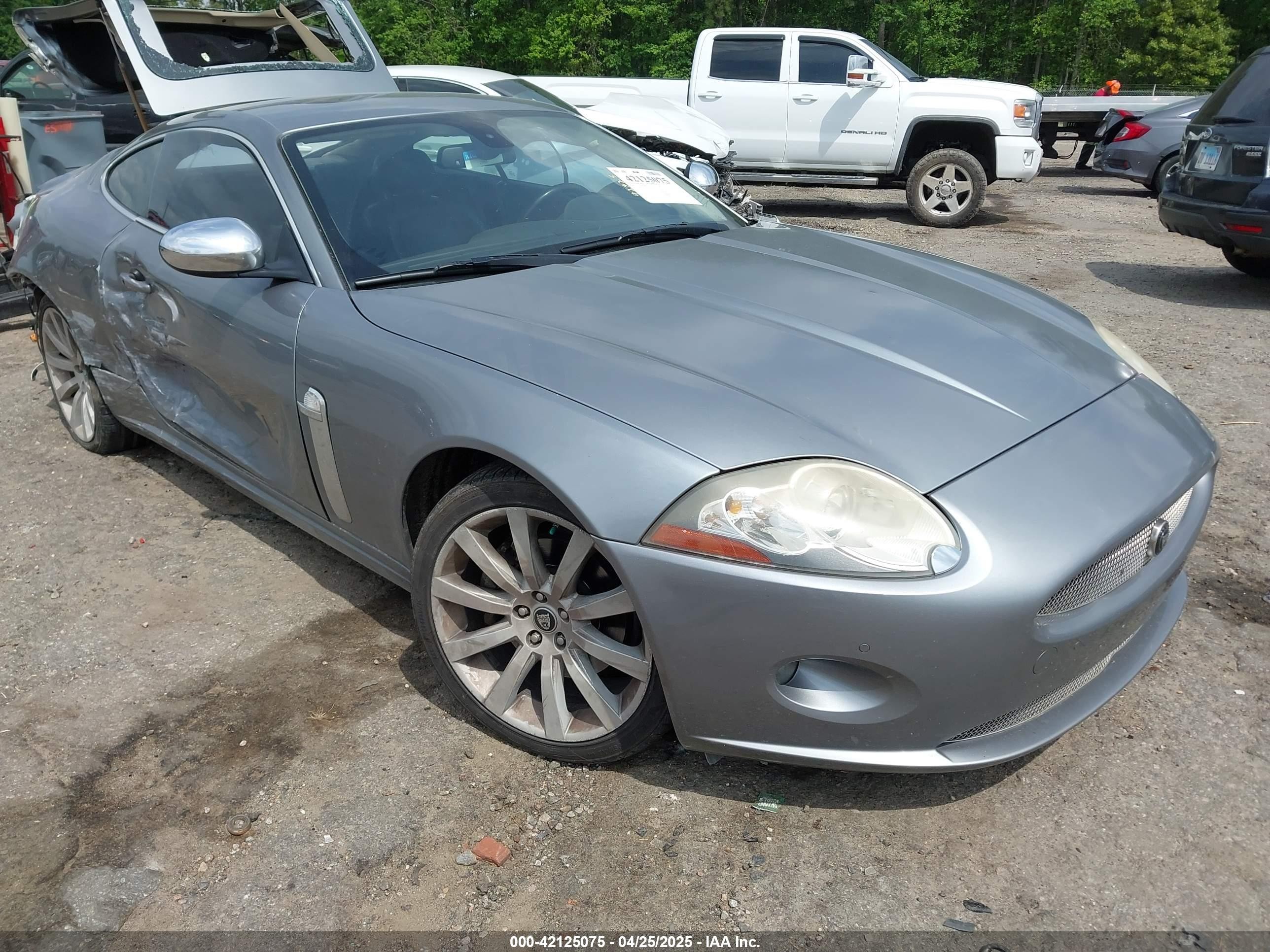 2009 Jaguar XK, VIN SAJWA43B495B29309 — Rear end