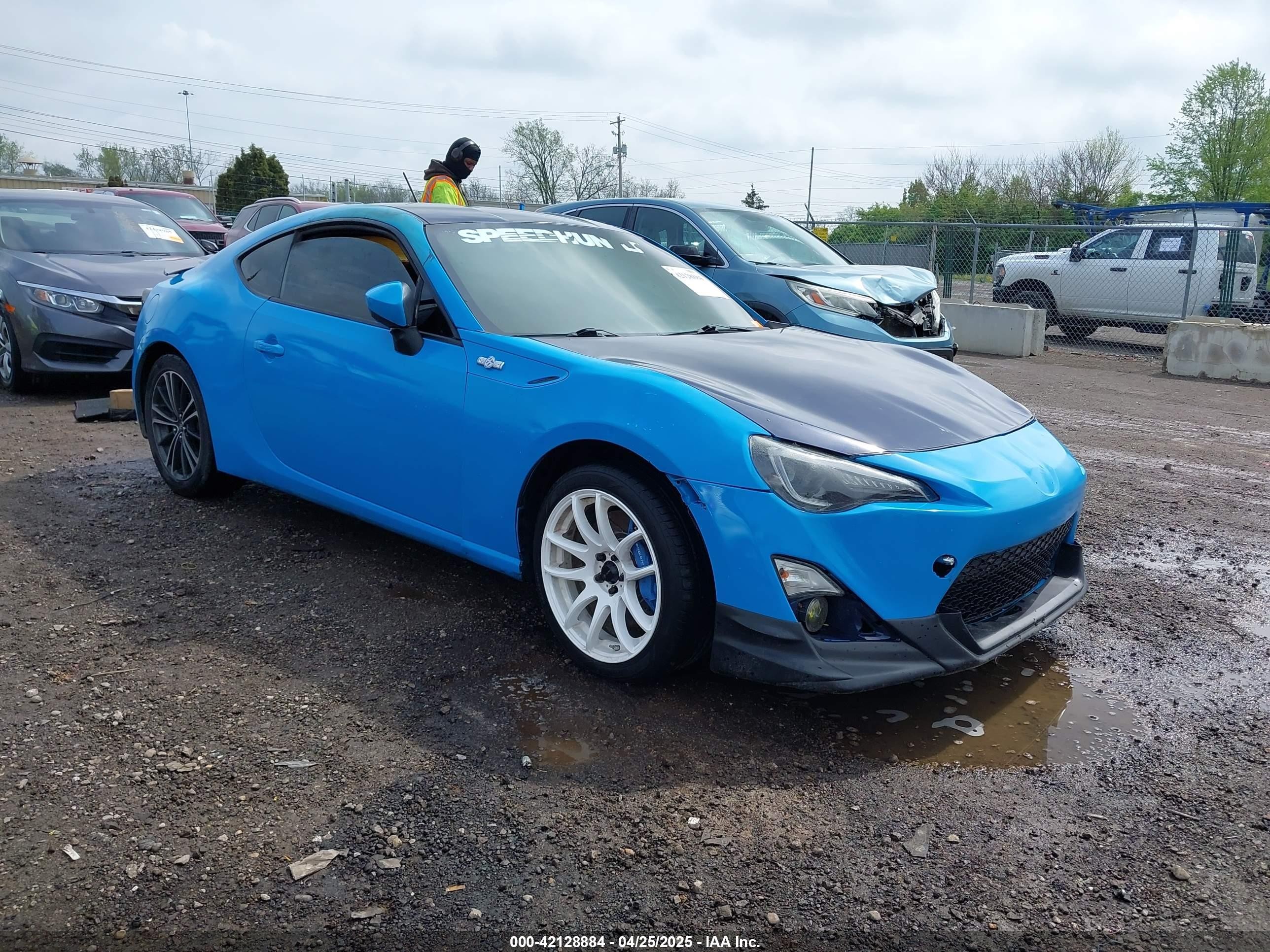 2014 Scion FR-S, VIN JF1ZNAA10E9701121 — Пожар в салоне