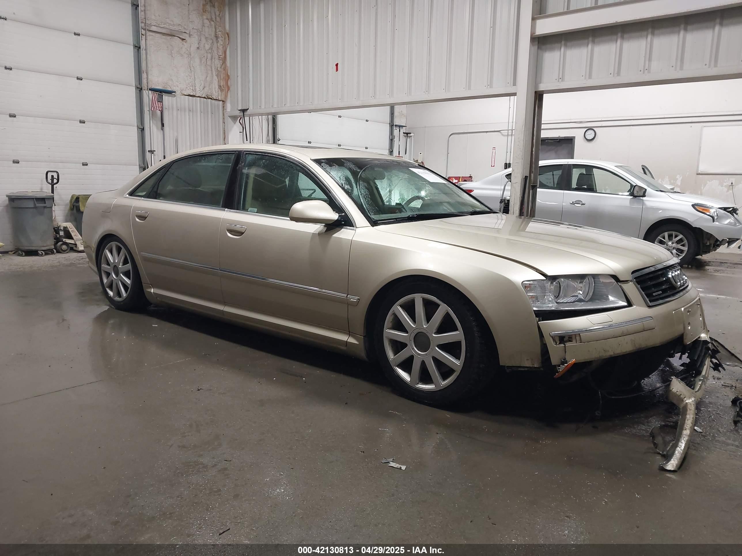 2005 Audi A8, VIN WAUML44E85N013995 — Front end