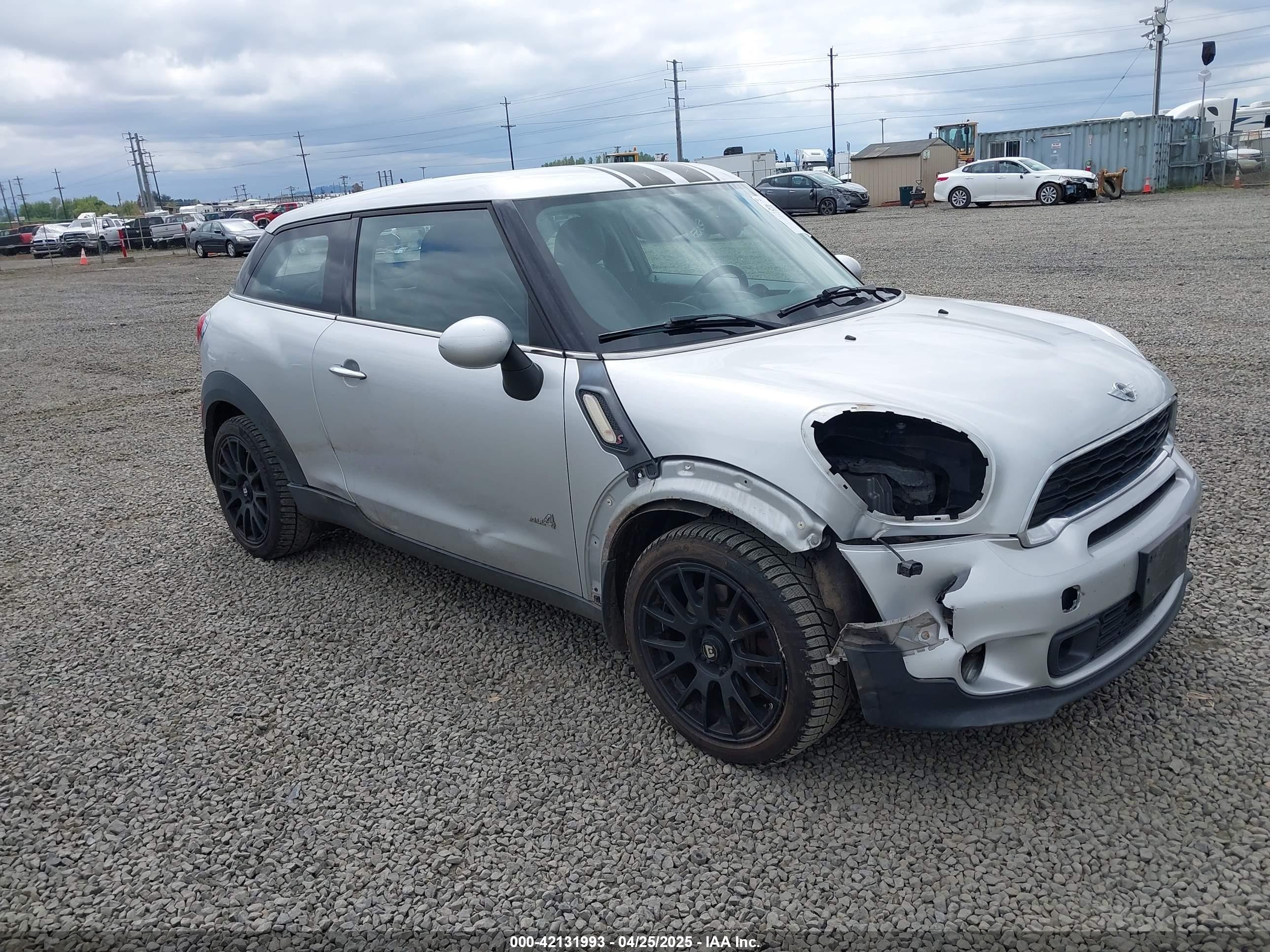 2014 MINI Paceman S, VIN WMWSS7C56EWN72128 — Перед