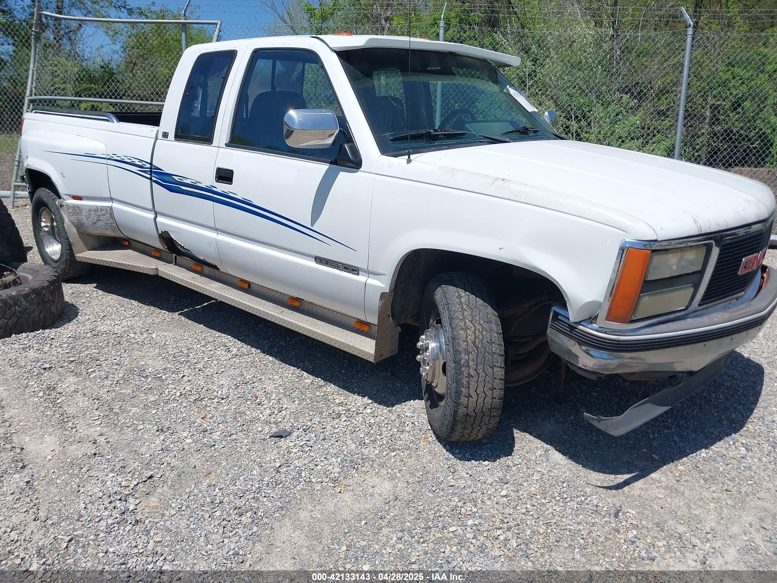 1991 GMC 3500 Pickups, VIN 2GTHC39N2M1512024 — All over