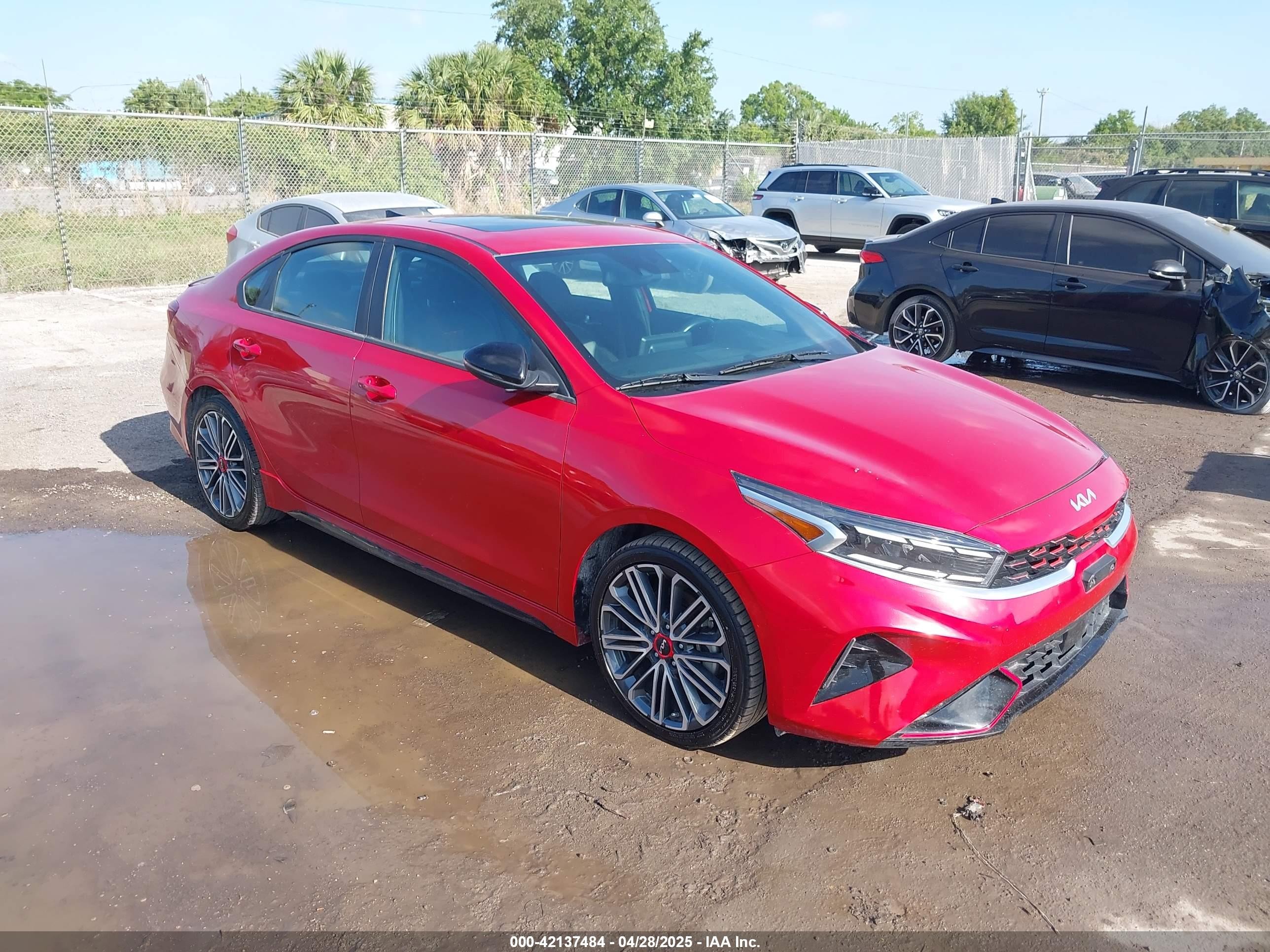 2023 Kia Forte GT, VIN 3KPF44ACXPE618328 — Перед