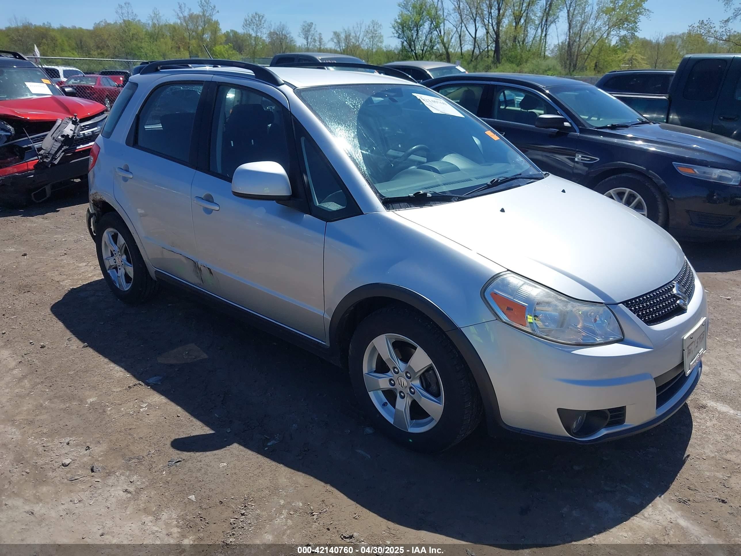 2012 Suzuki SX4 Crossover, VIN JS2YB5A36C6300510 — Side