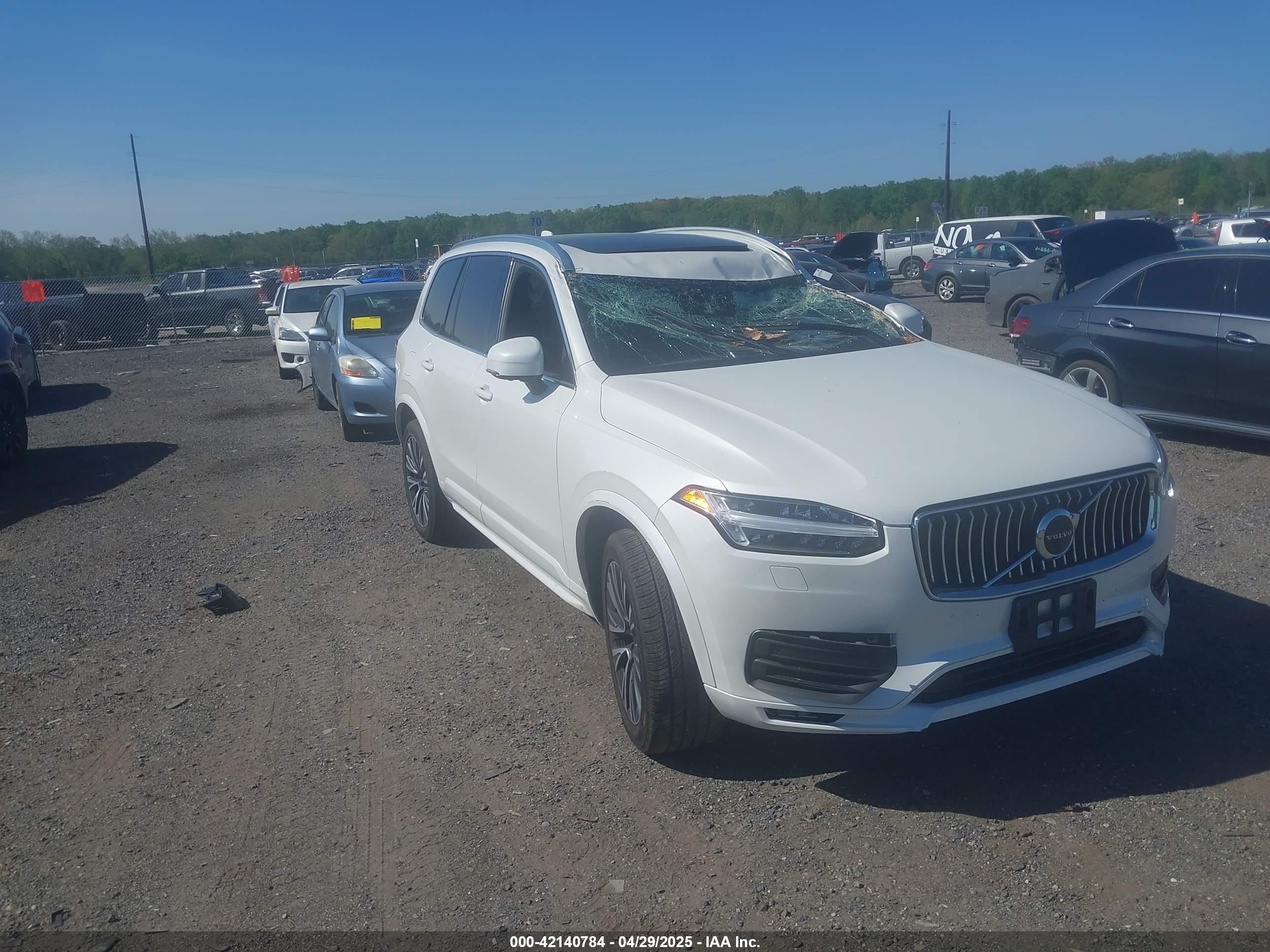 2022 Volvo XC90 Momentum, VIN YV4A22PK2N1781135 — Storm