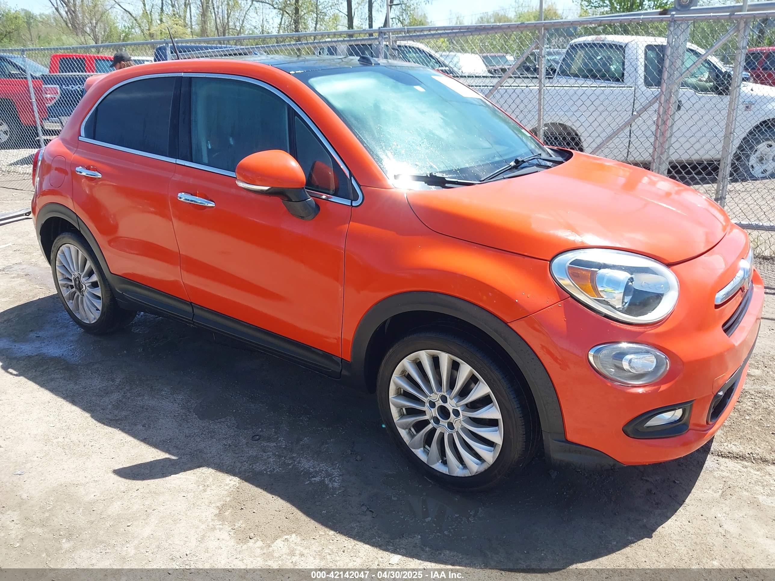 2016 FIAT 500X Lounge, VIN ZFBCFXDT5GP383186 — Fresh water flood