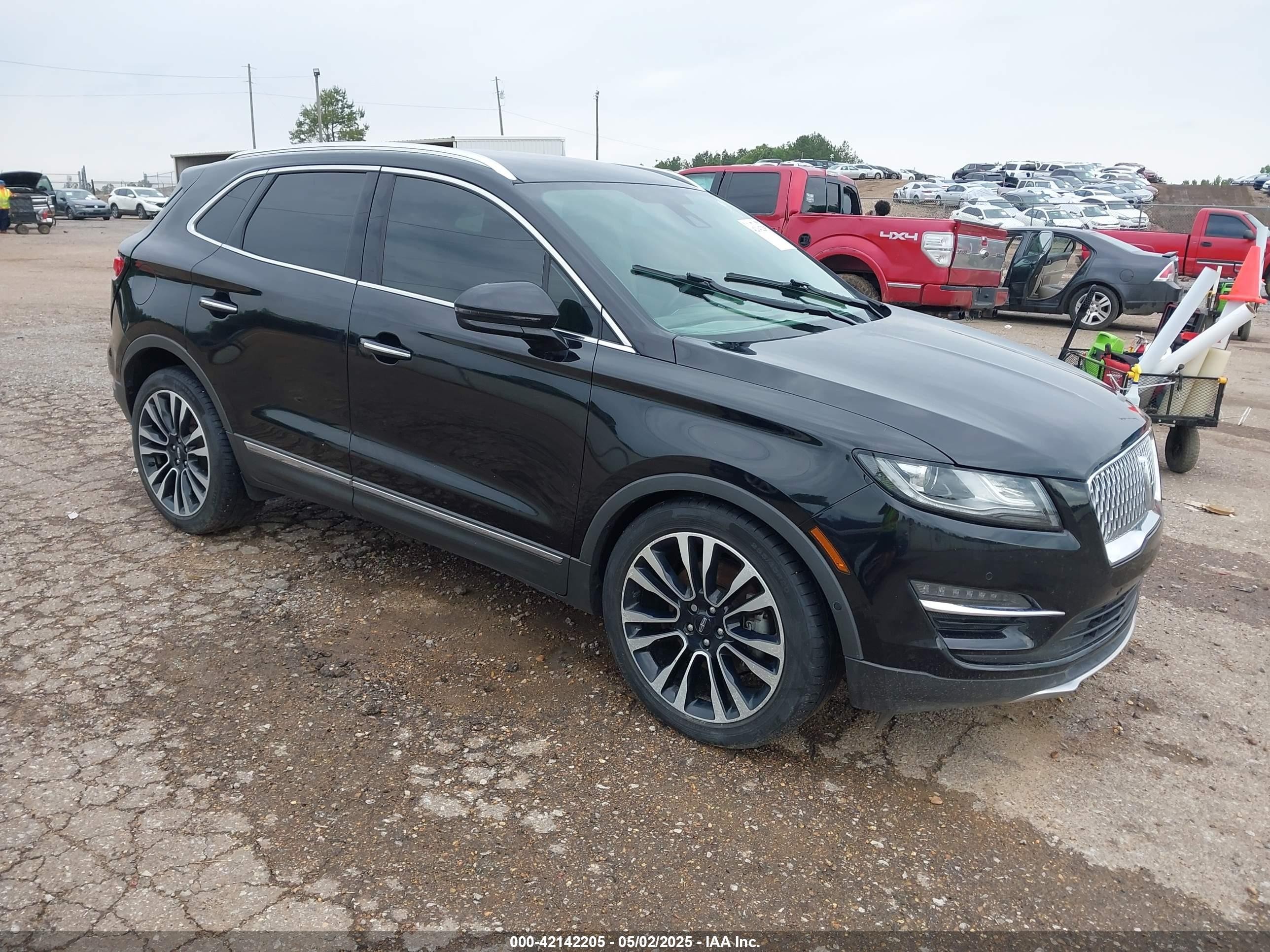 2019 Lincoln MKC Reserve, VIN 5LMTJ3DHXKUL21088 — Fresh water flood