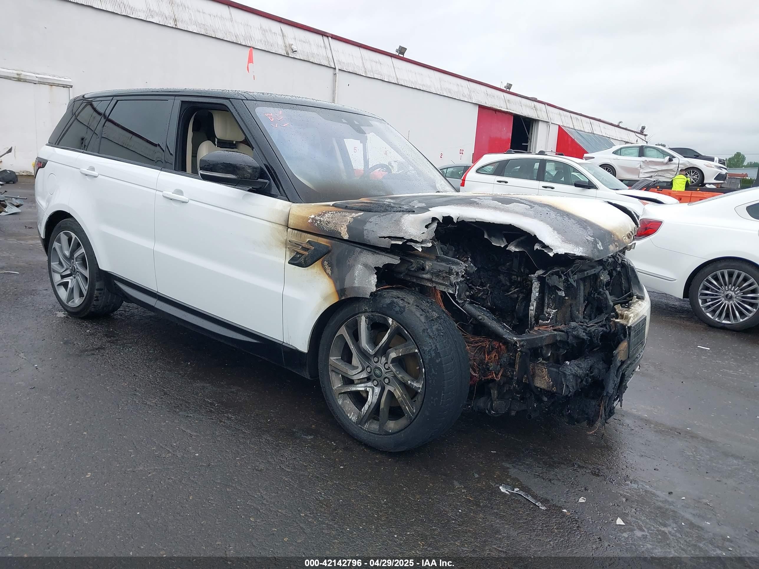 2020 Land Rover Range Rover Sport HSE, VIN SALWR2SU9LA883826 — Engine fire