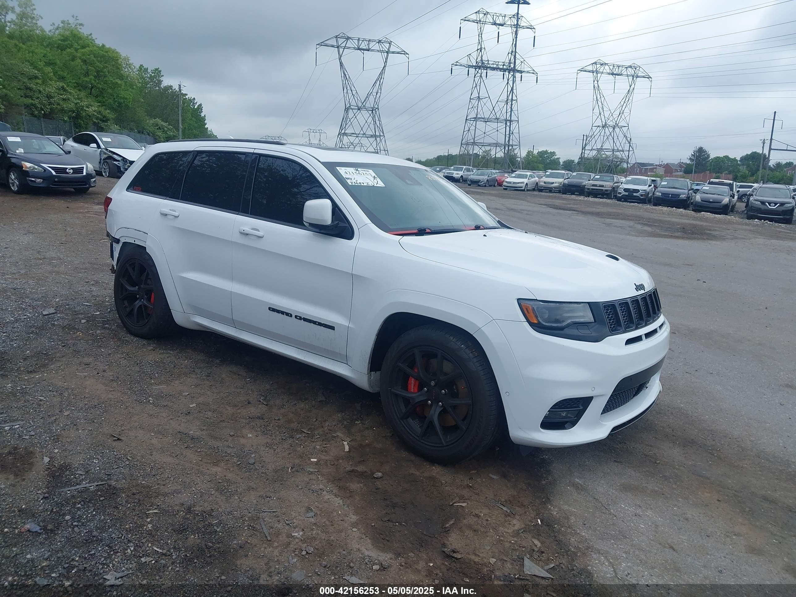 2019 Jeep Grand Cherokee SRT, VIN 1C4RJFDJ5KC835149 — Фото с аукциона