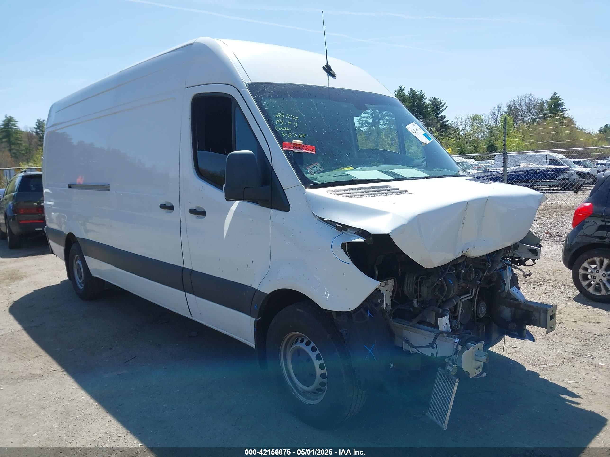 2021 Mercedes-Benz Sprinter Cargo, VIN W1W40CHY4MT056383 — Front end