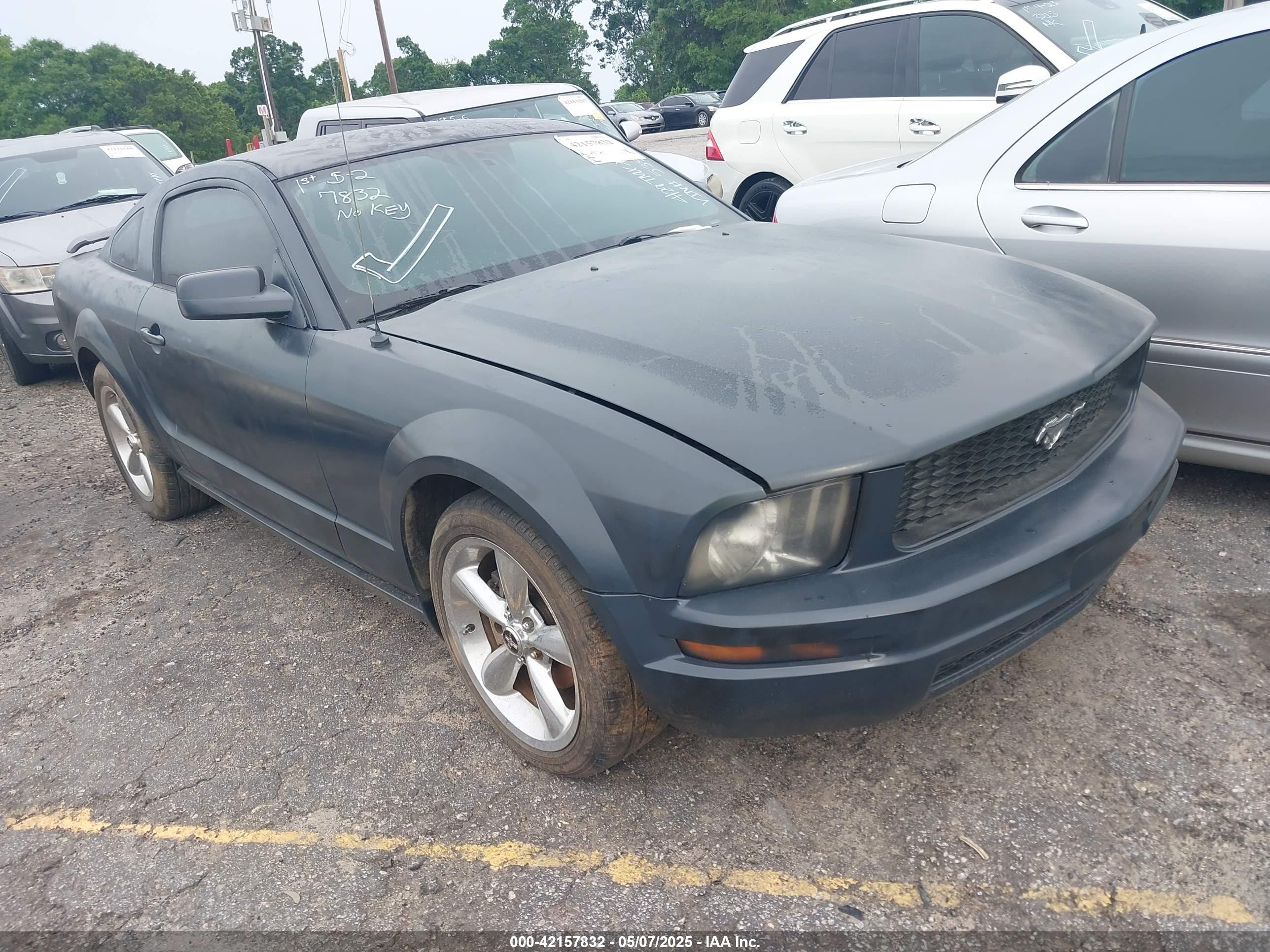 2007 Ford Mustang GT Deluxe, VIN 1ZVHT82H775355835 — Mechanical
