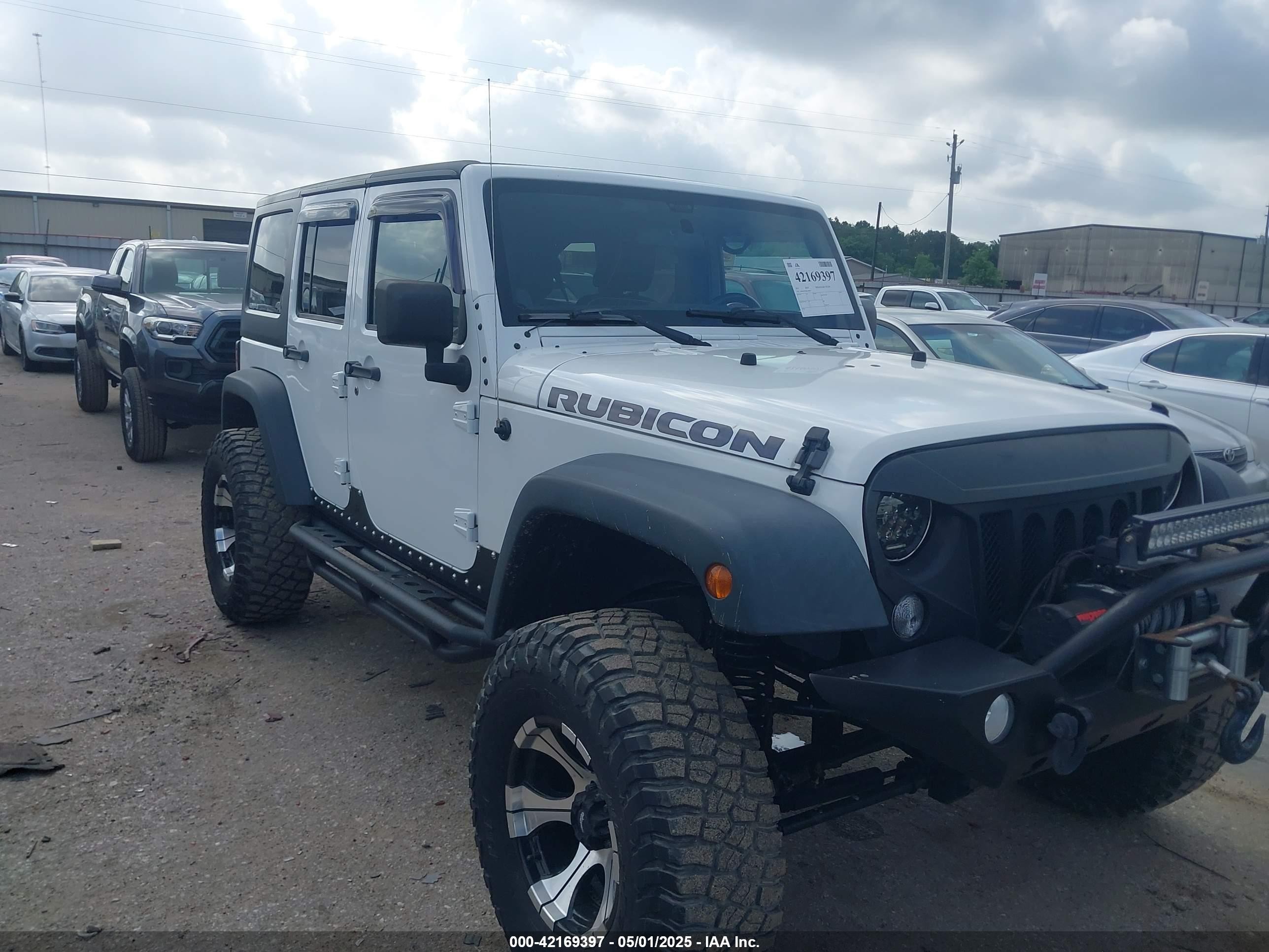 2011 Jeep Wrangler Unlimited Rubicon, VIN 1J4BA6H10BL536027 — Фото с аукциона