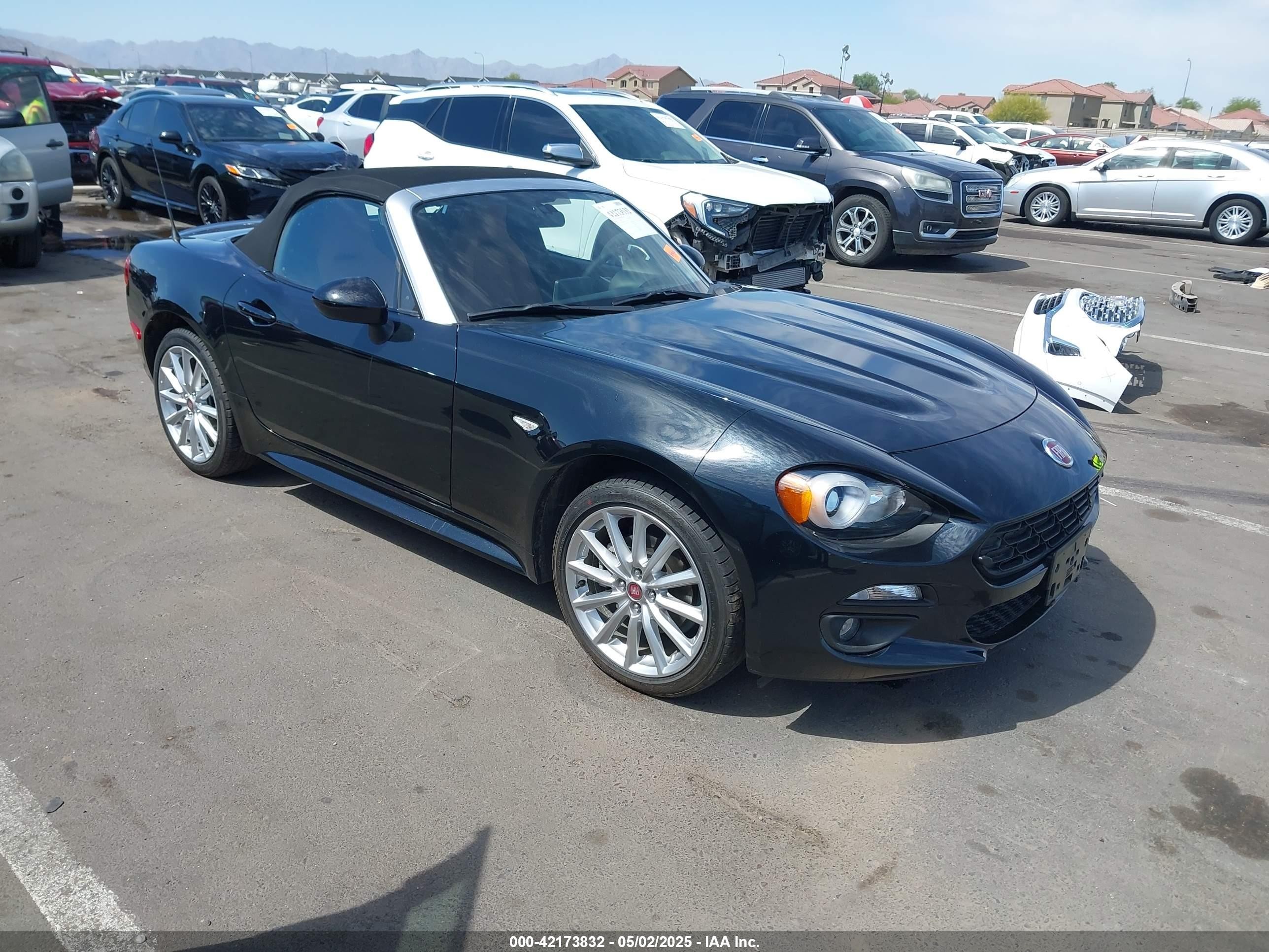 2019 FIAT 124 Spider Lusso, VIN JC1NFAEK6K0143183 — Undercarriage