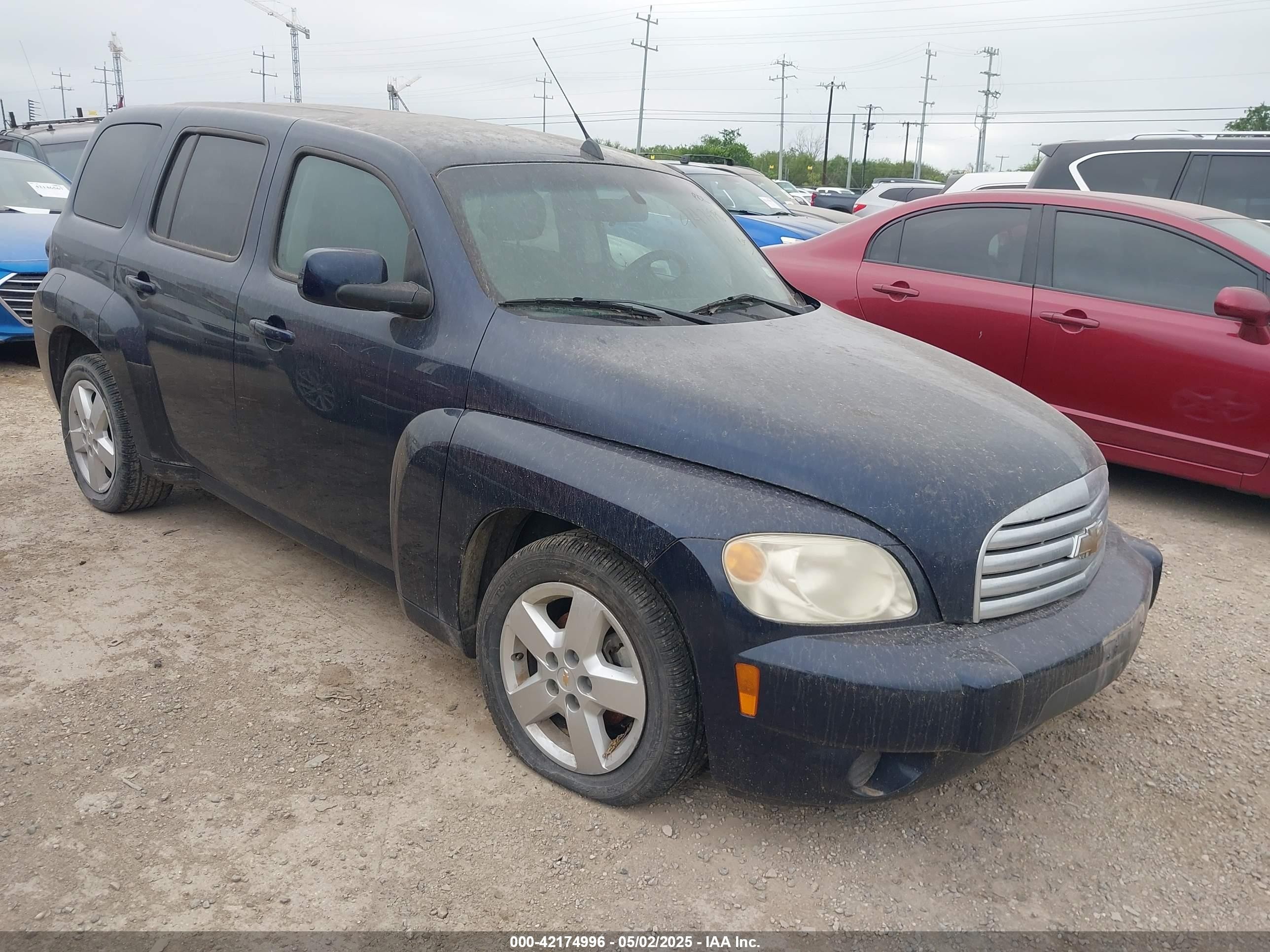 2011 Chevrolet HHR 1LT, VIN 3GNBABFW3BS608742 — Side