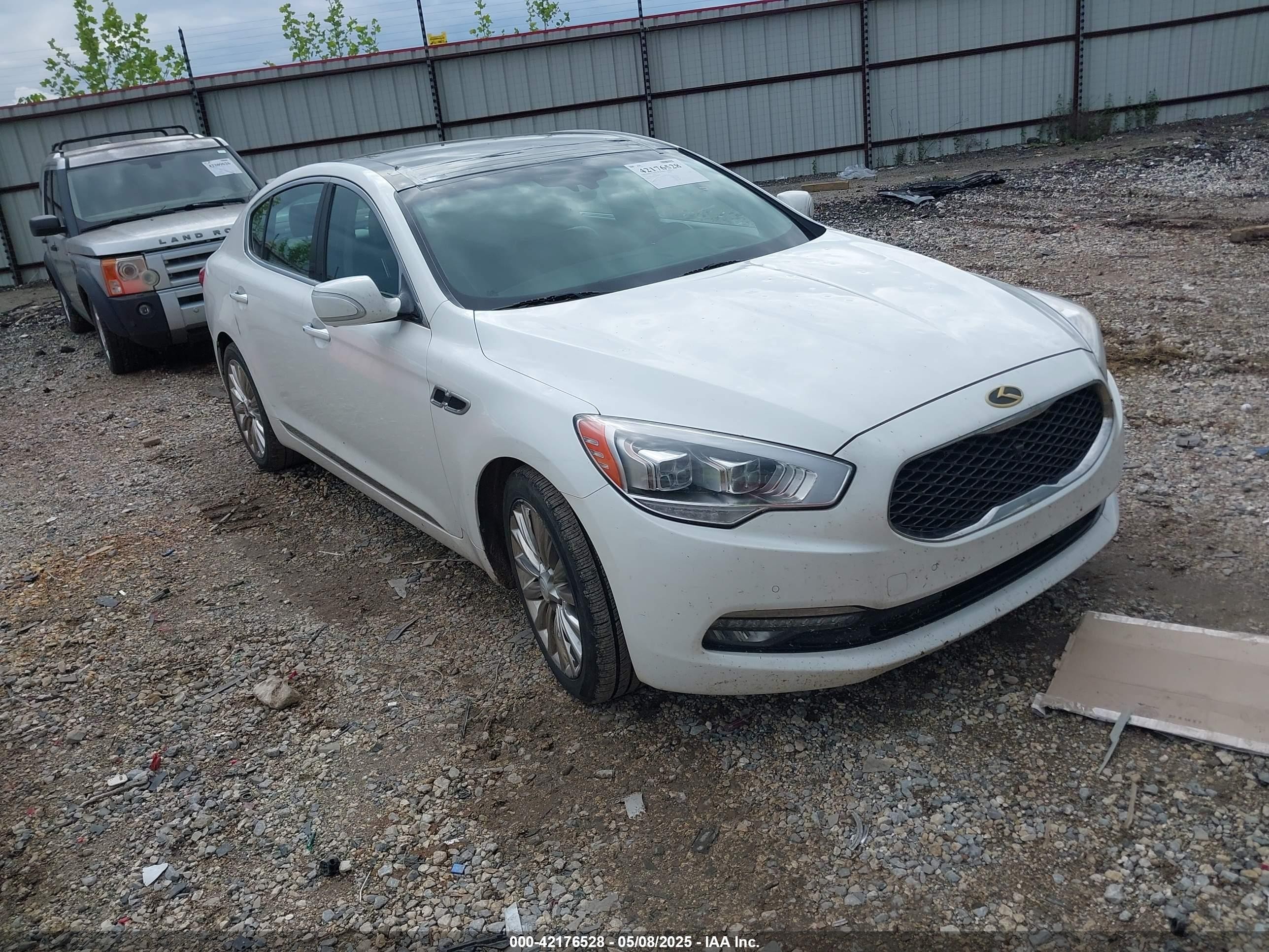 2015 Kia K900 Luxury, VIN KNALW4D48F6018930 — Hail
