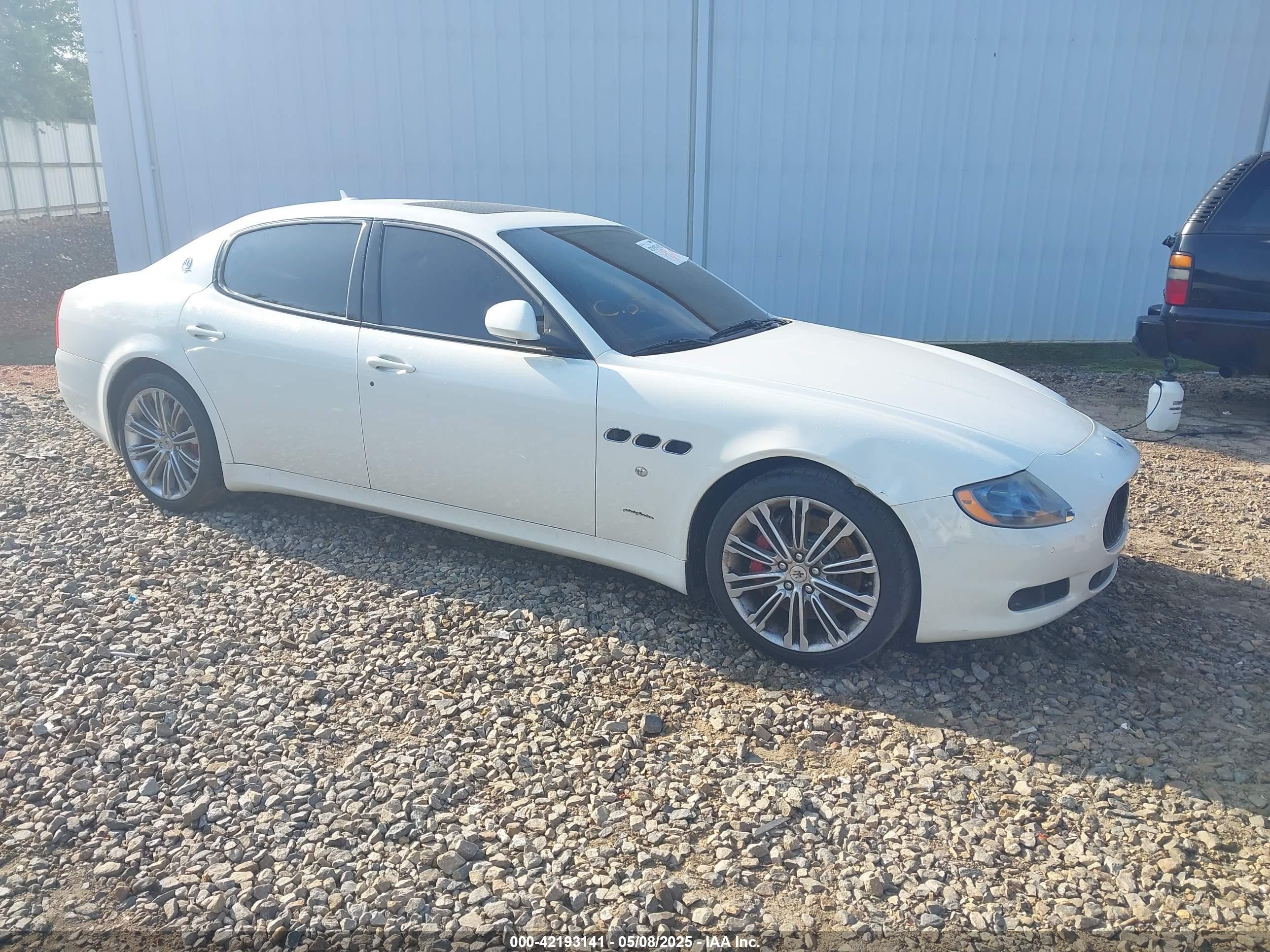 2012 Maserati Quattroporte S, VIN ZAM39JKA1C0065597 — Front end