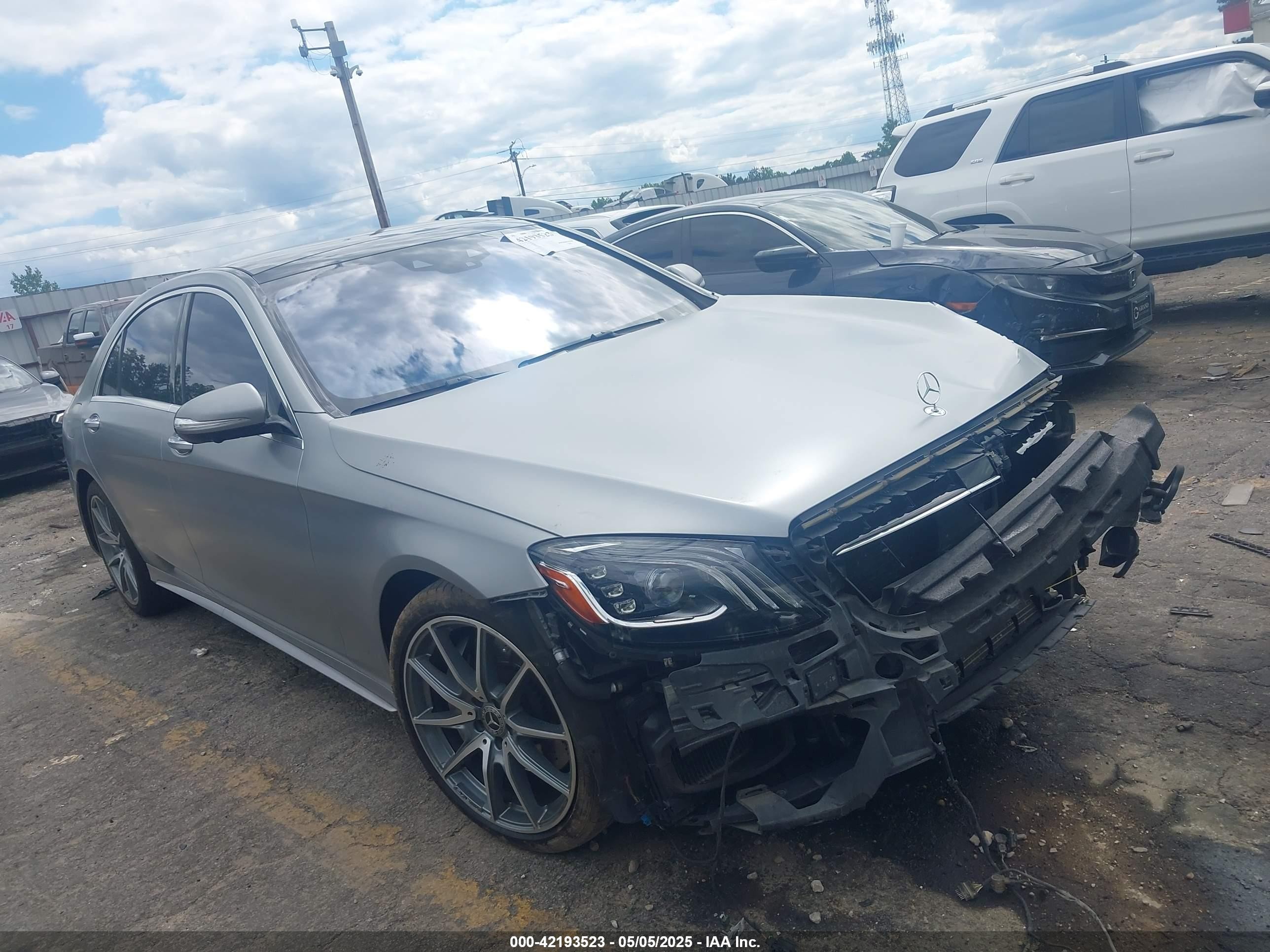 2018 Mercedes-Benz S 560, VIN WDDUG8DB0JA418146 — Front end