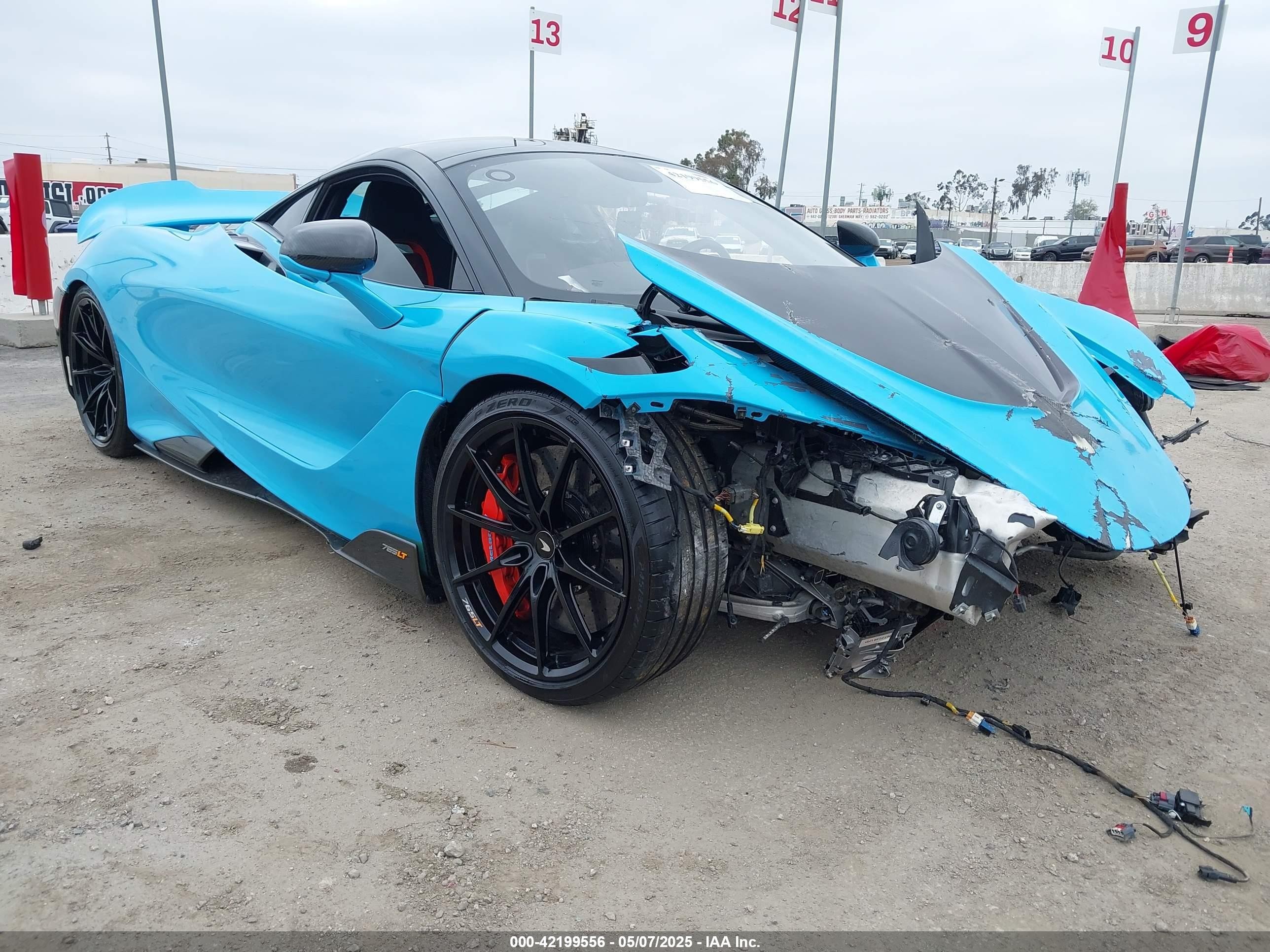 2021 McLaren 765LT, VIN SBM14RCA0MW765365 — Front end