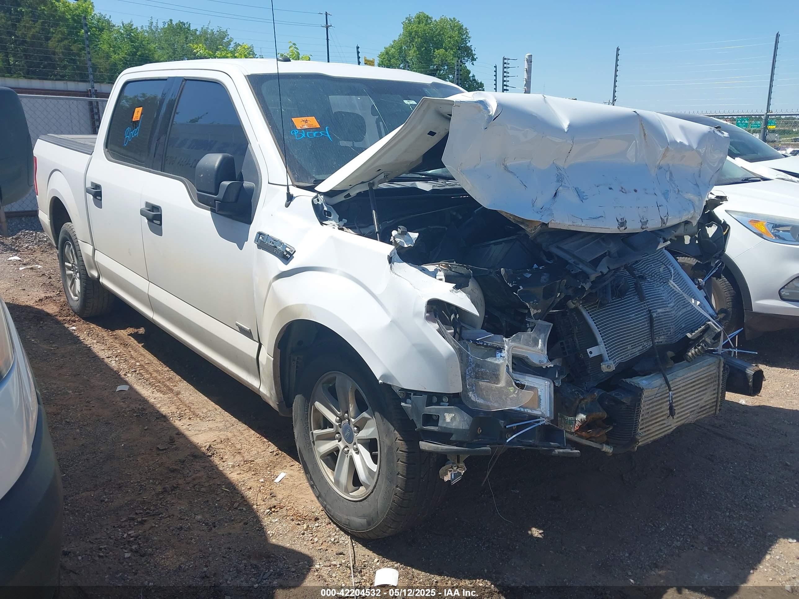 2017 Ford F-150 XLT, VIN 1FTEW1CG1HKD00925 — Front end
