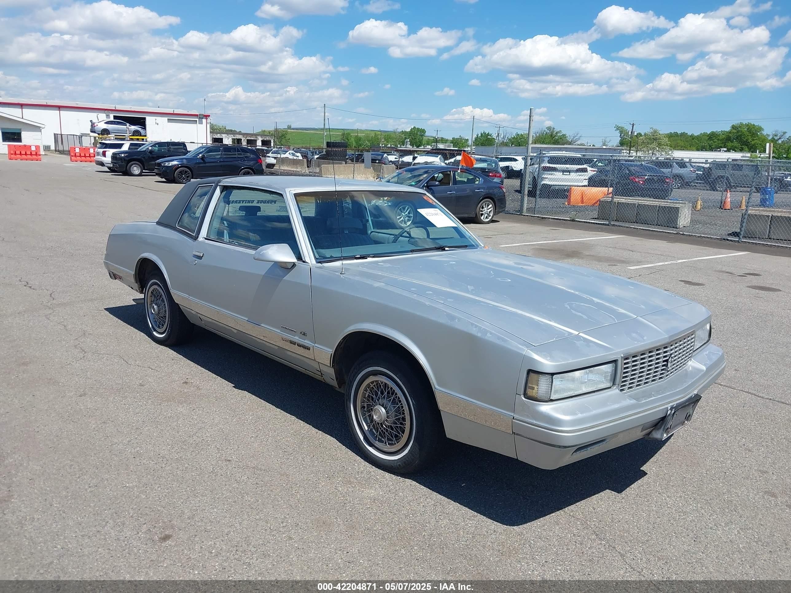 1987 Chevrolet Monte Carlo, VIN 1G1GZ11Z4HR114011 — Front end