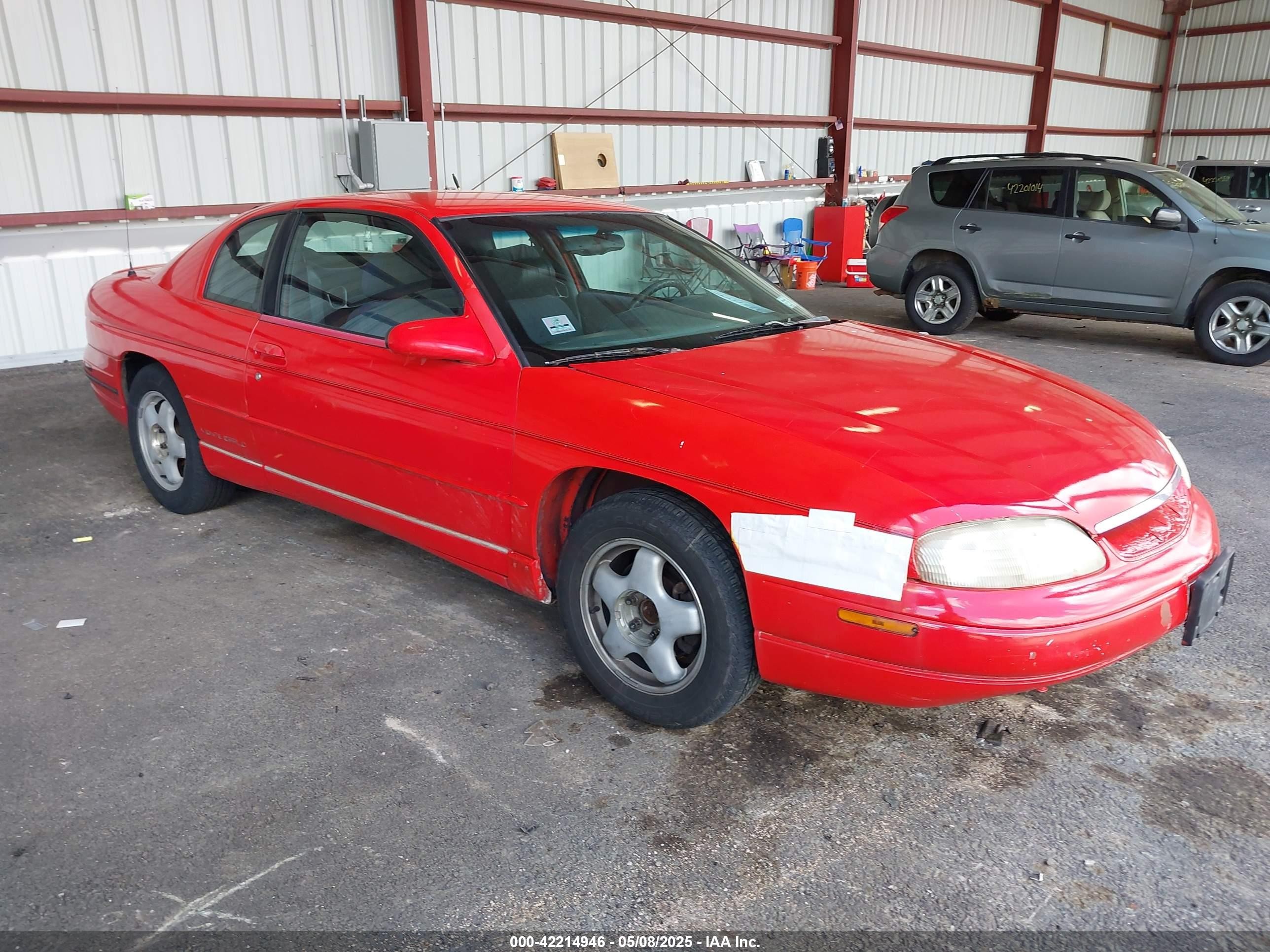 1998 Chevrolet Monte Carlo LS, VIN 2G1WW12M5W9149025 — Front end