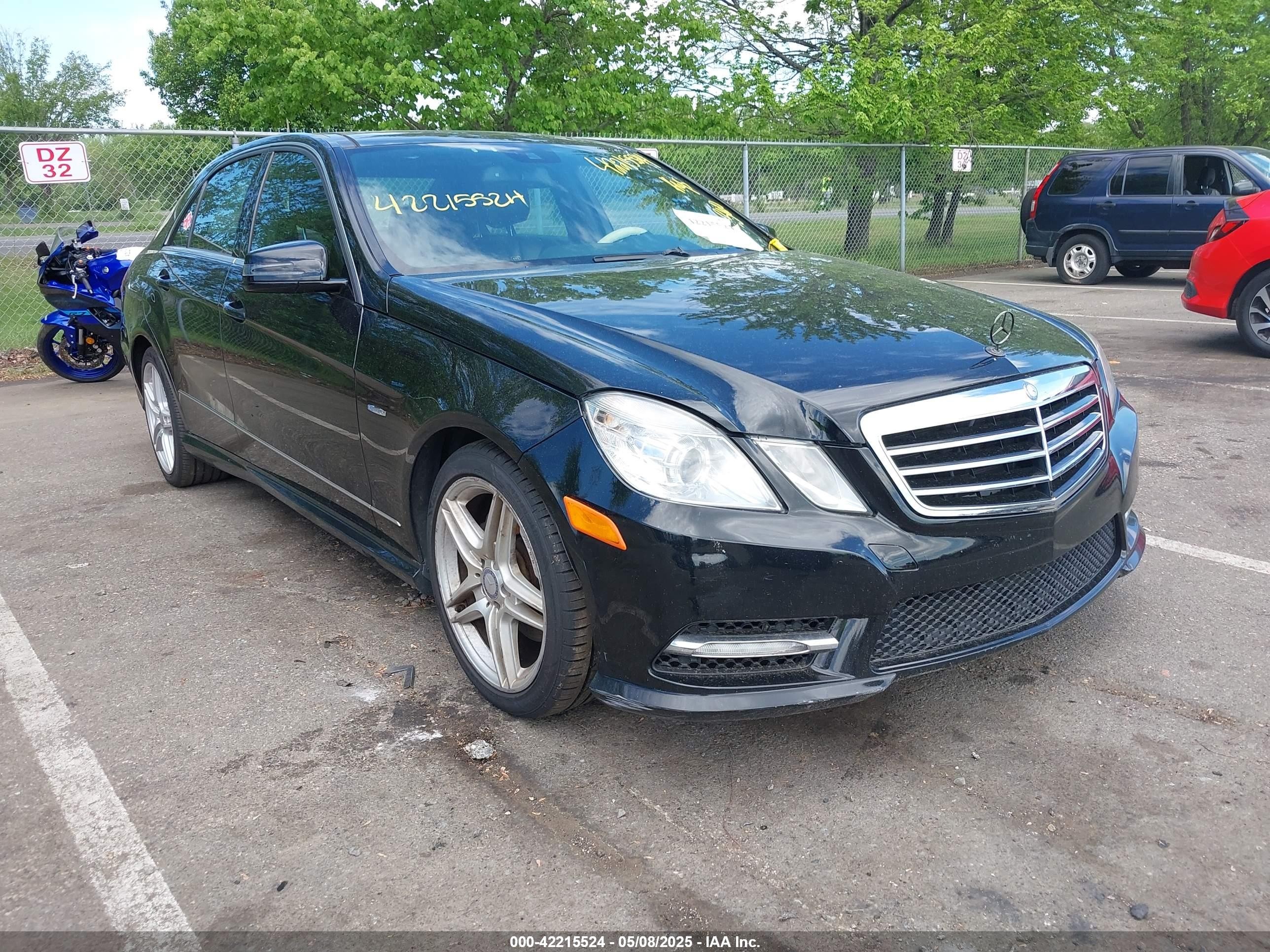 2012 Mercedes-Benz E 350 Luxury, VIN WDDHF5KB5CA605200 — All over