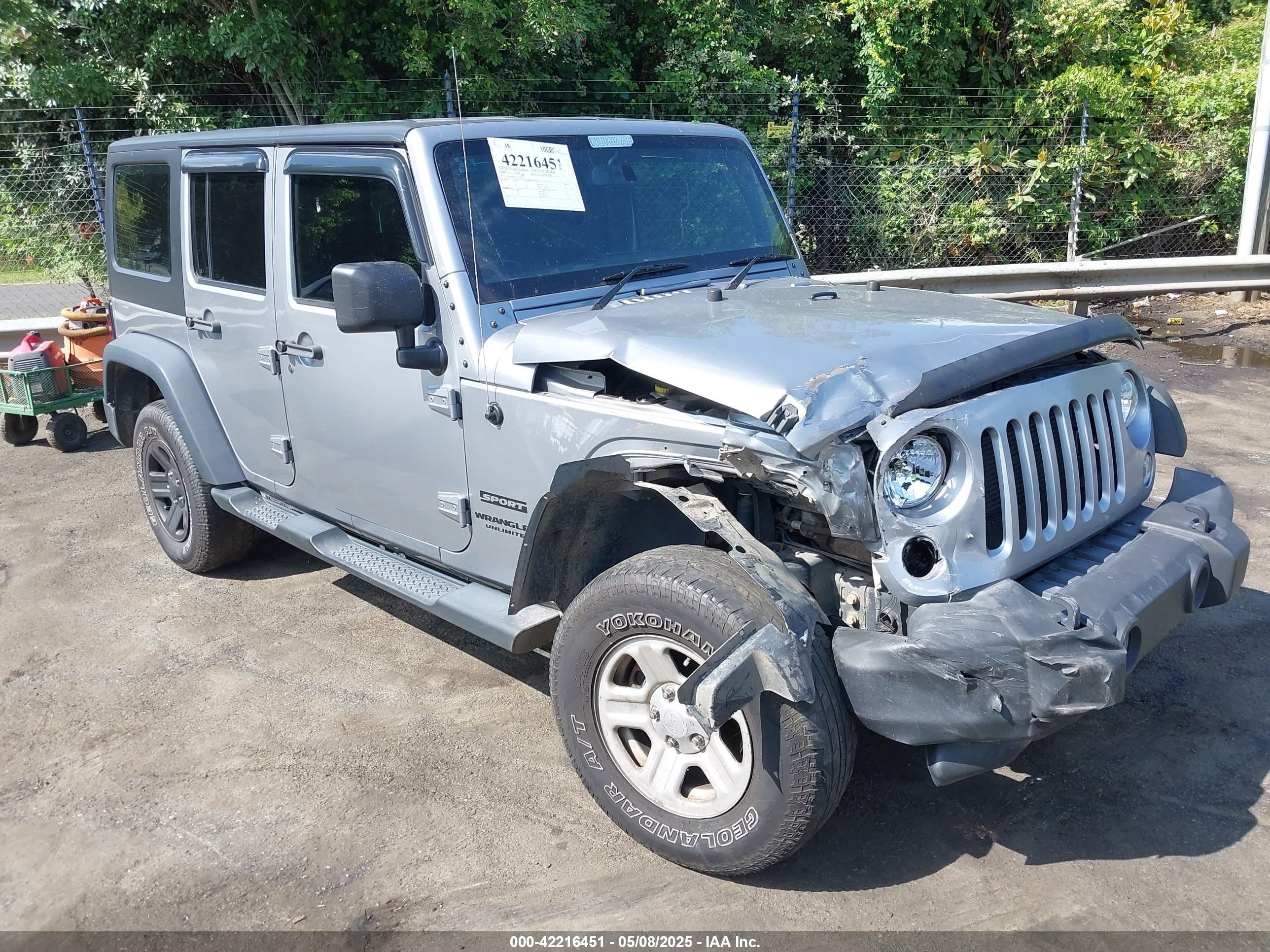 2016 Jeep Wrangler Unlimited Sport RHD, VIN 1C4BJWKG2GL340536 — Auction photo