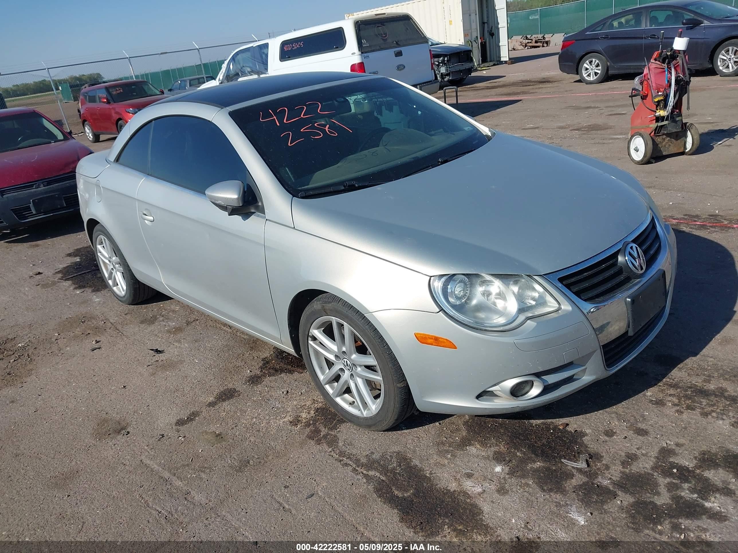 2009 Volkswagen Eos Lux, VIN WVWFA71F09V013768 — Hail