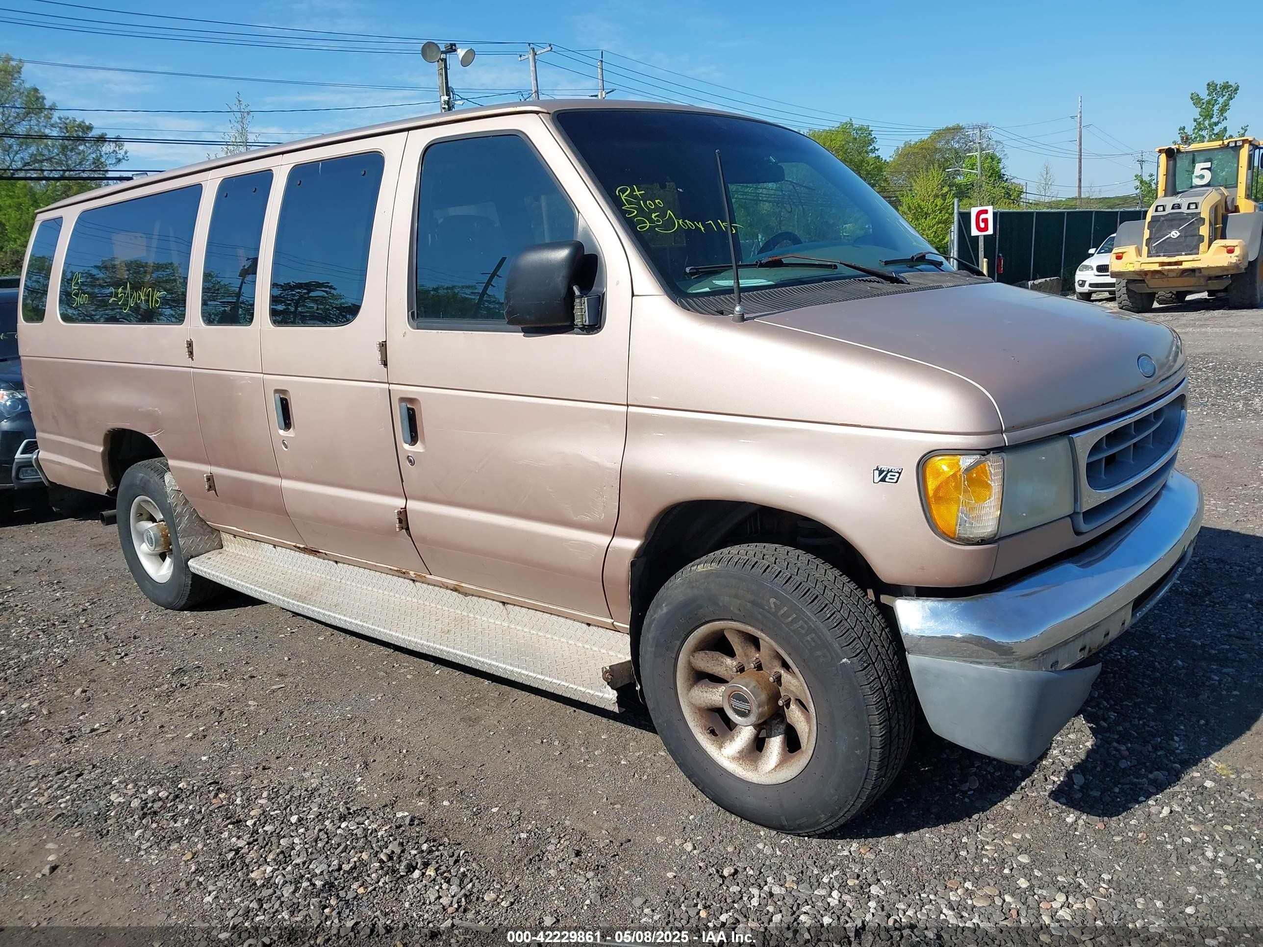 1997 Ford Econoline Wagon XL, VIN 1FBJS31L6VHB63287 — Not stated