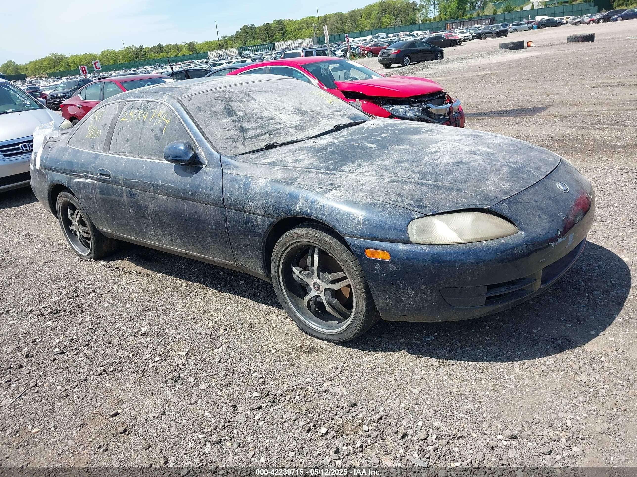 1996 Lexus SC 400, VIN JT8CH32Y3T0051165 — Rear end