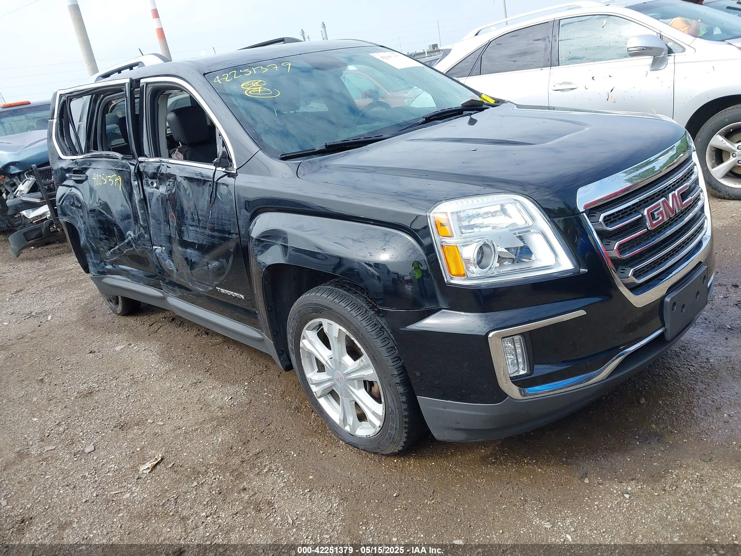 2016 GMC Terrain SLT, VIN 2GKFLUEK1G6316709 — Side